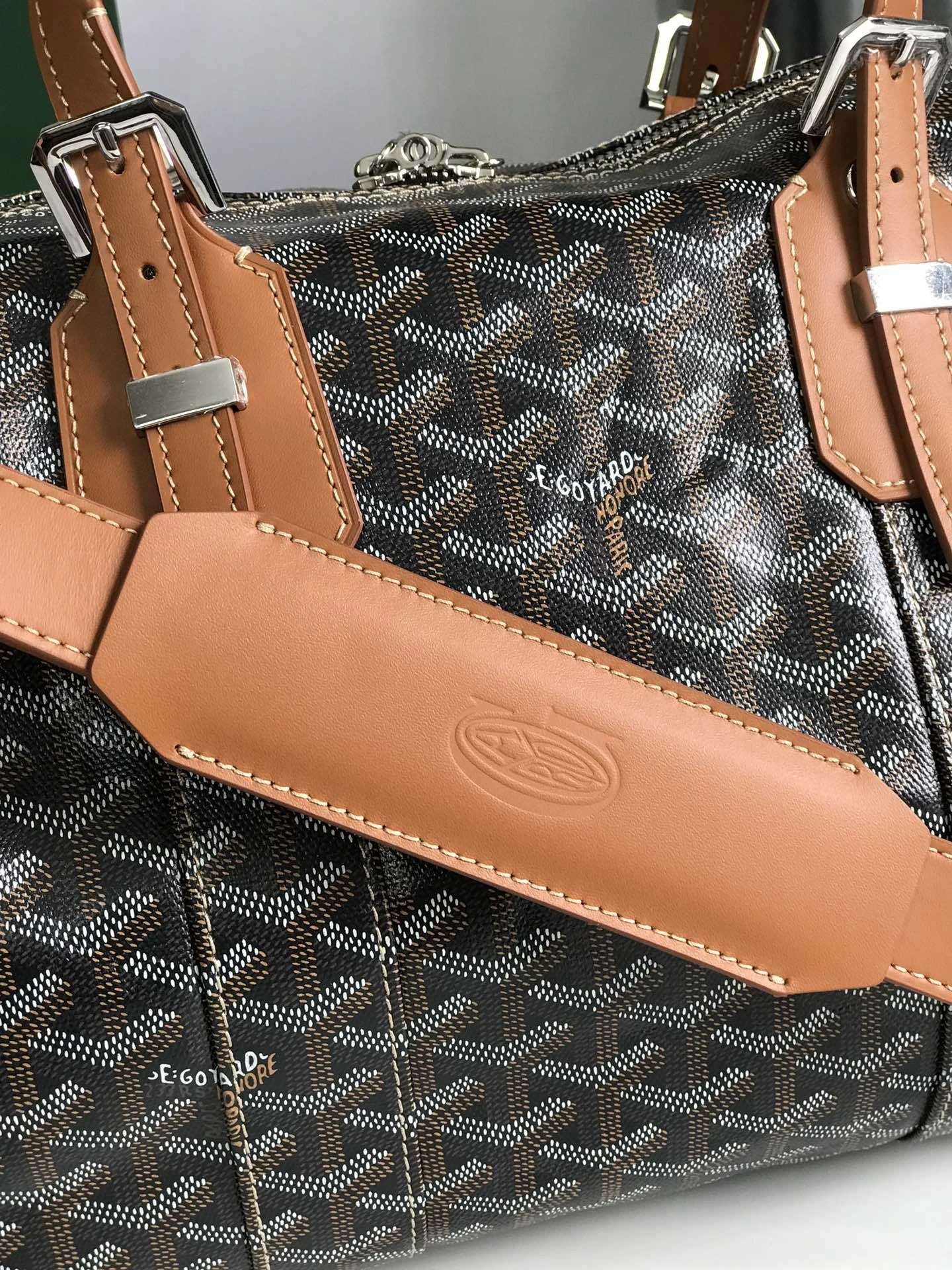 MOMO-- 6oy1r4 BOSTON045TY-01CL03P high quality version Boston45 Calfskin item:F-B664A2339