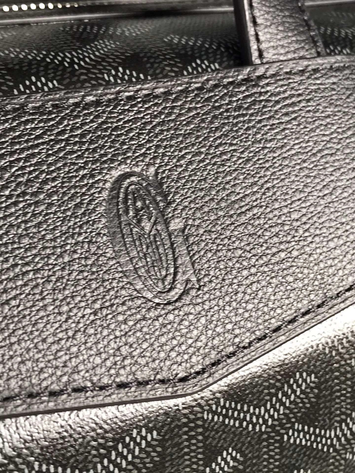 MOMO-- 6oy1r4 CISALPMMLTY-52CL01P high quality version Cisalpin Calfskin item:F-B664B0201