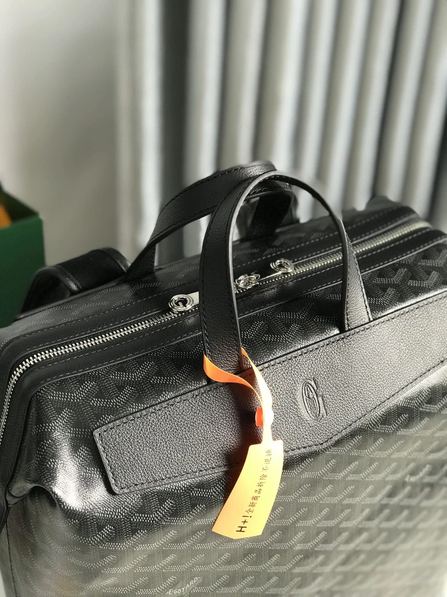 MOMO-- 6oy1r4 CISALPMMLTY-52CL01P high quality version Cisalpin Calfskin item:F-B664B0201