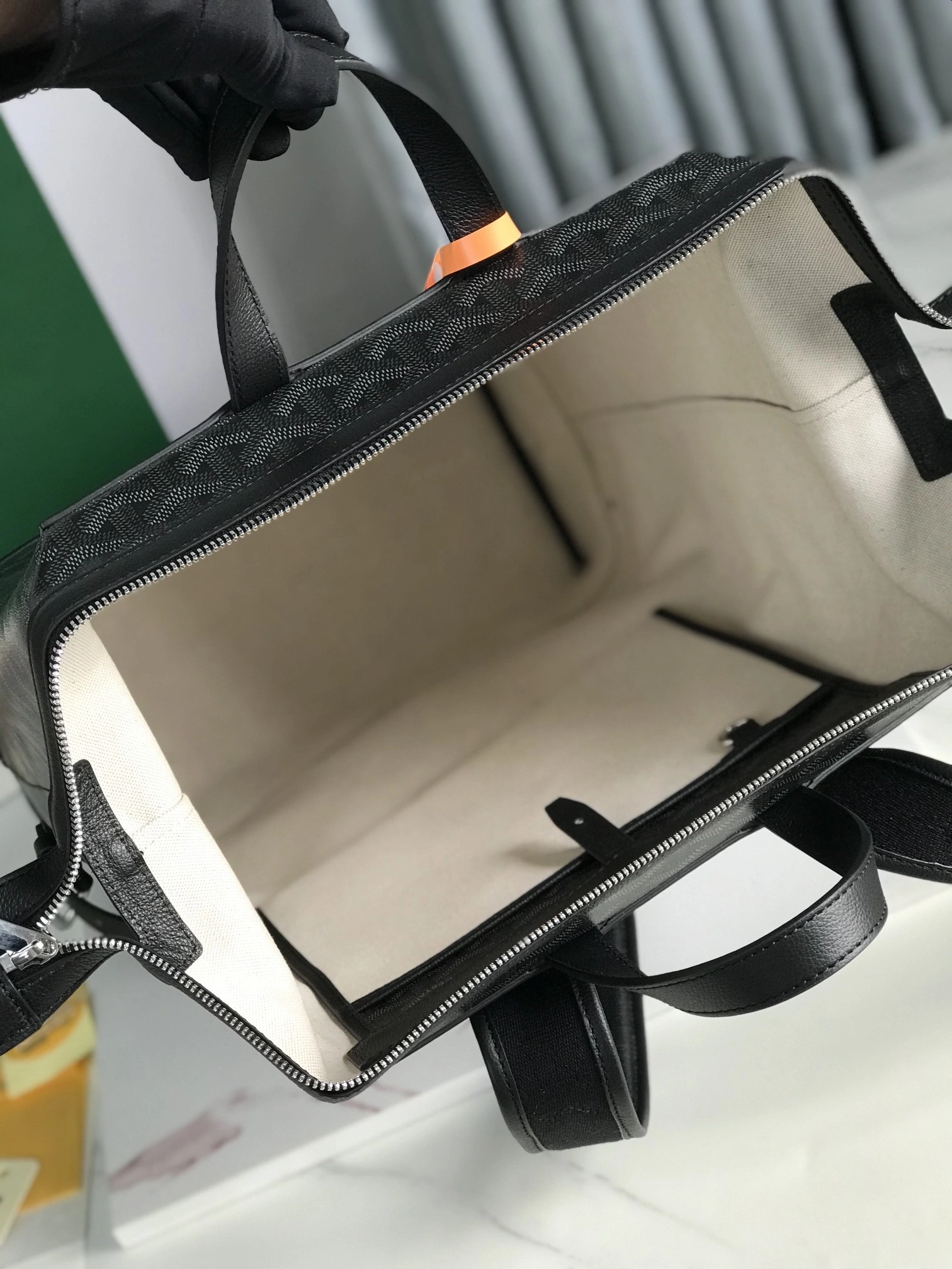 MOMO-- 6oy1r4 CISALPMMLTY-52CL01P high quality version Cisalpin Calfskin item:F-B664B0201