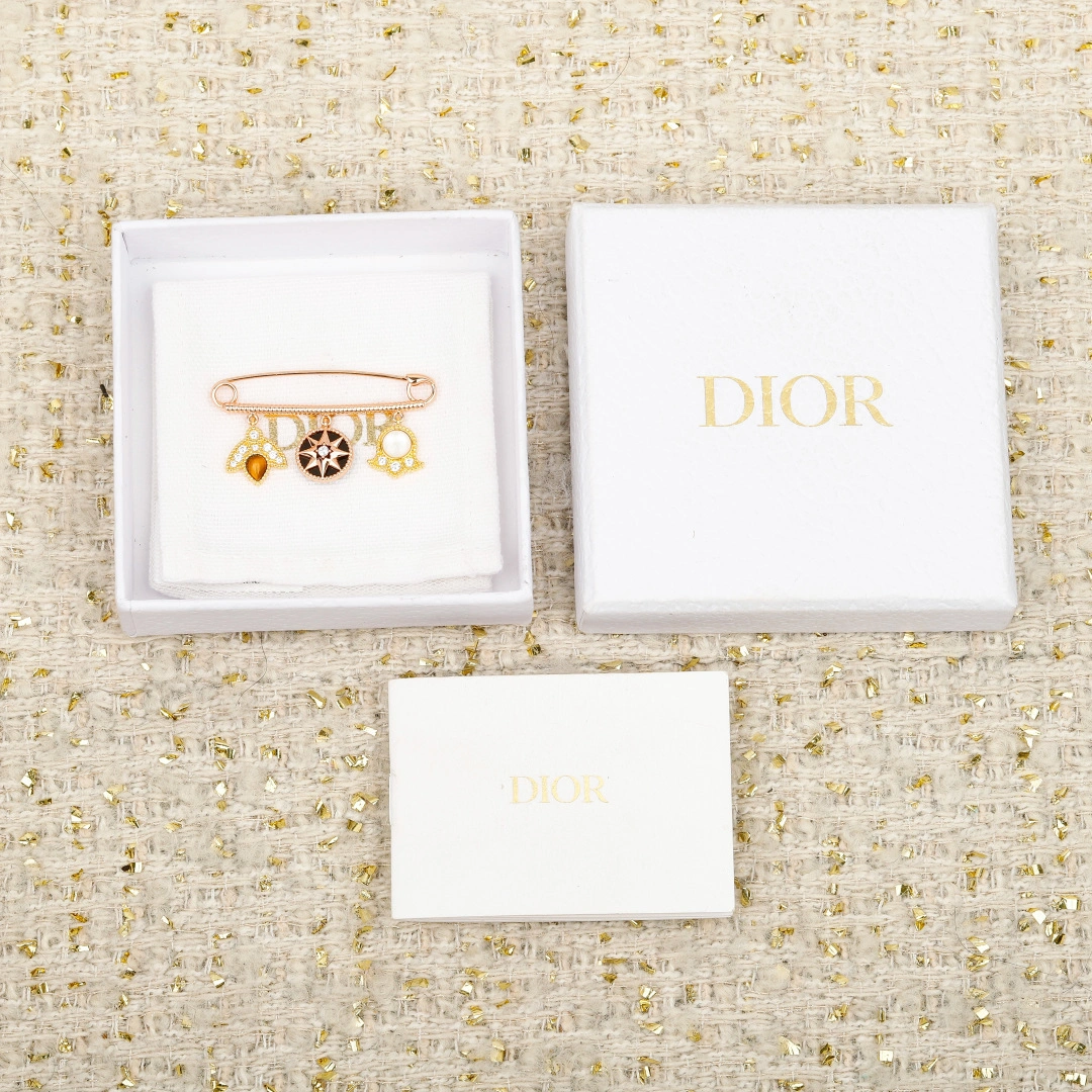 Sparkle jewelry-- 4ior ROSE DES VENT 18K gold Granville brooches item:E-S092L1419H