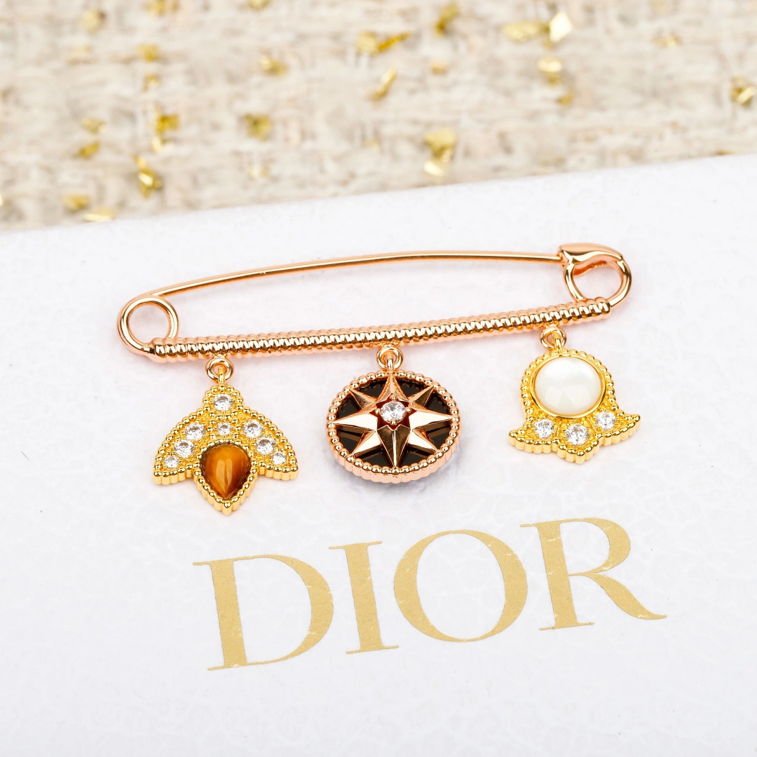 Sparkle jewelry-- 4ior ROSE DES VENT 18K gold Granville brooches item:E-S092L1419H