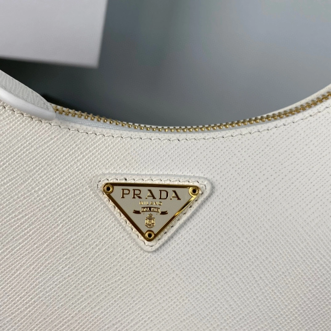 MOMO- high quality version 1BH204-NZV-F02EN-V-V2M Re-Edition 2005 Saffiano item：B-B063K0915C
