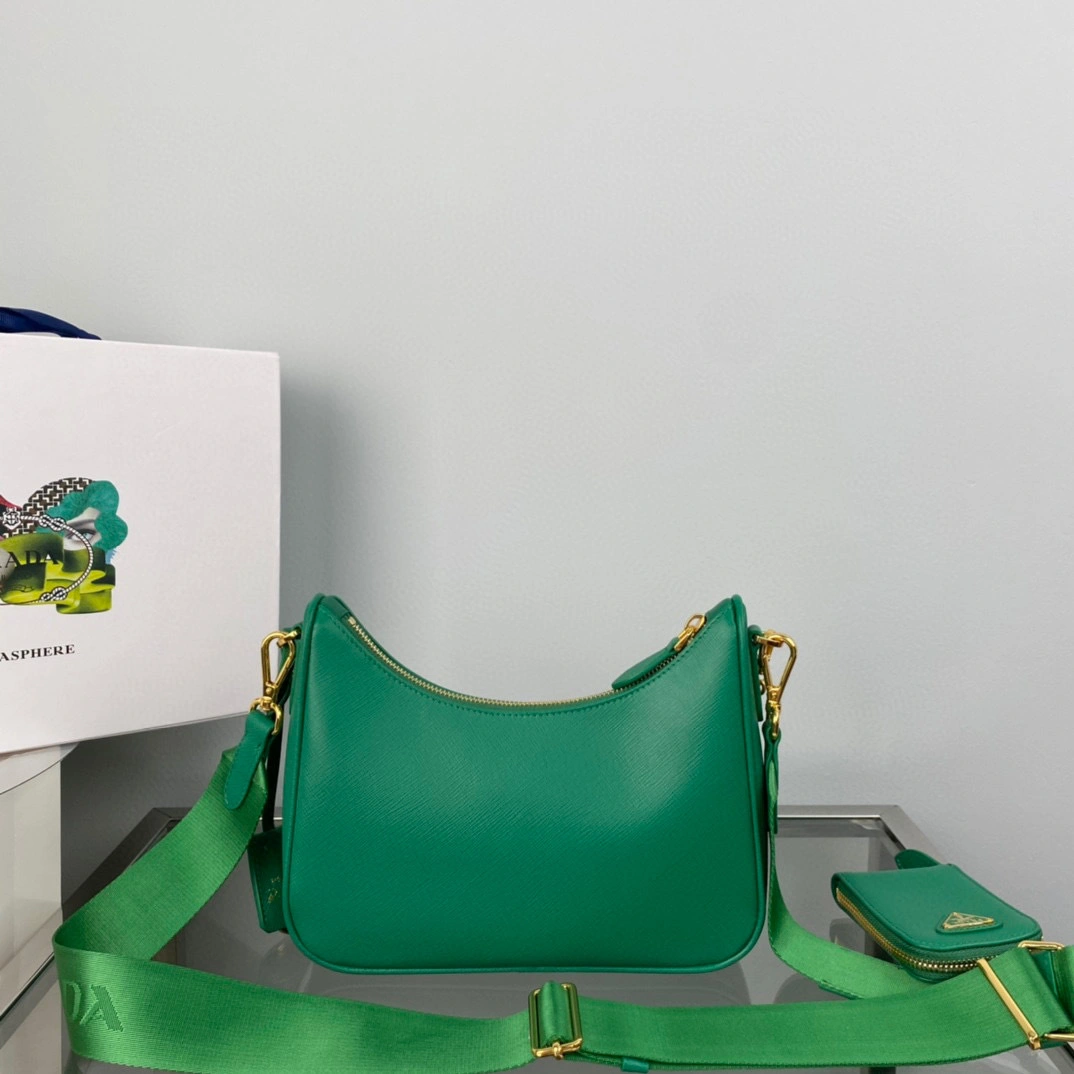MOMO- high quality version 1BH204_NZV_F0PCL_V_V2M Re-Edition 2005 Saffiano item：B-B063K0914C