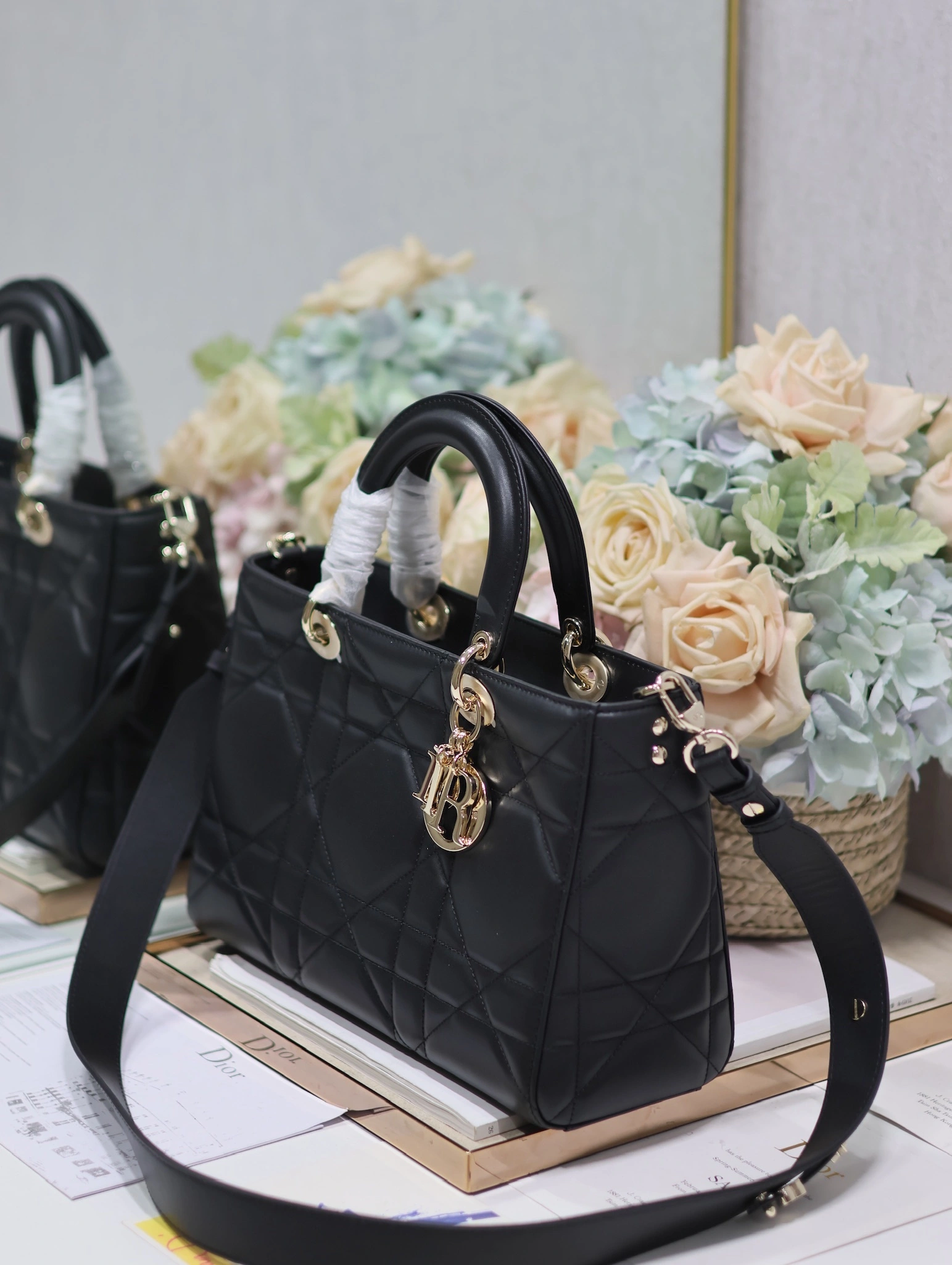 MOMO-- 4ior M1151OHOW_M900 high quality version Lady D-Sire My ABC cowhide item:D-B000J3012