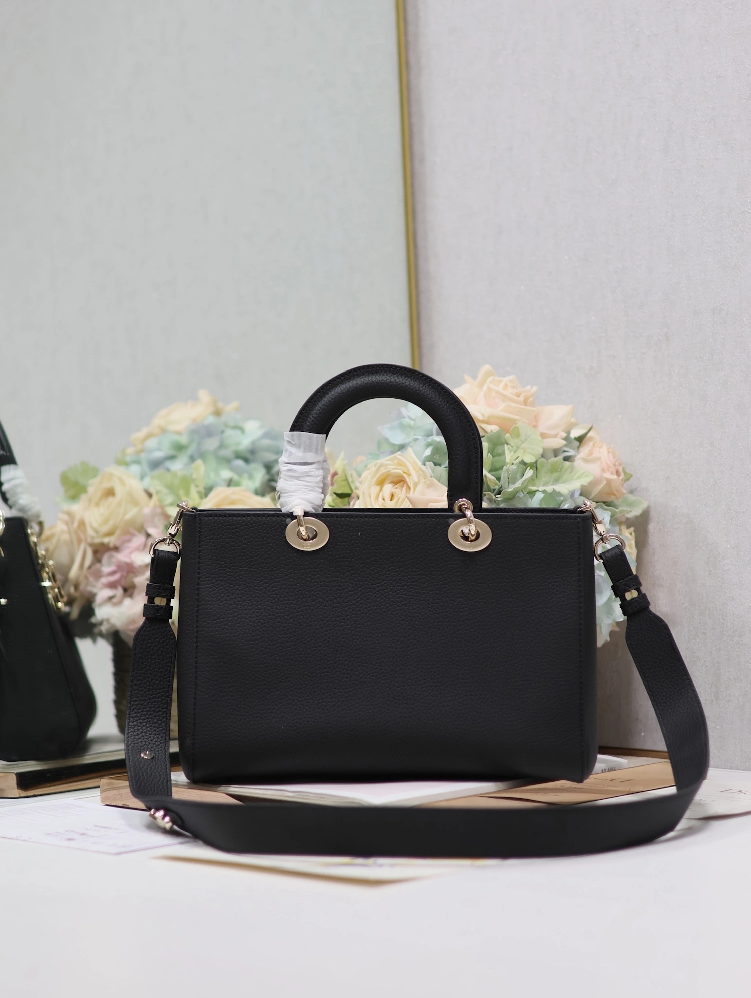 MOMO-- 4ior M1151OTRL_M900 high quality version Lady D-Sire My ABC cowhide item:D-B000J3022
