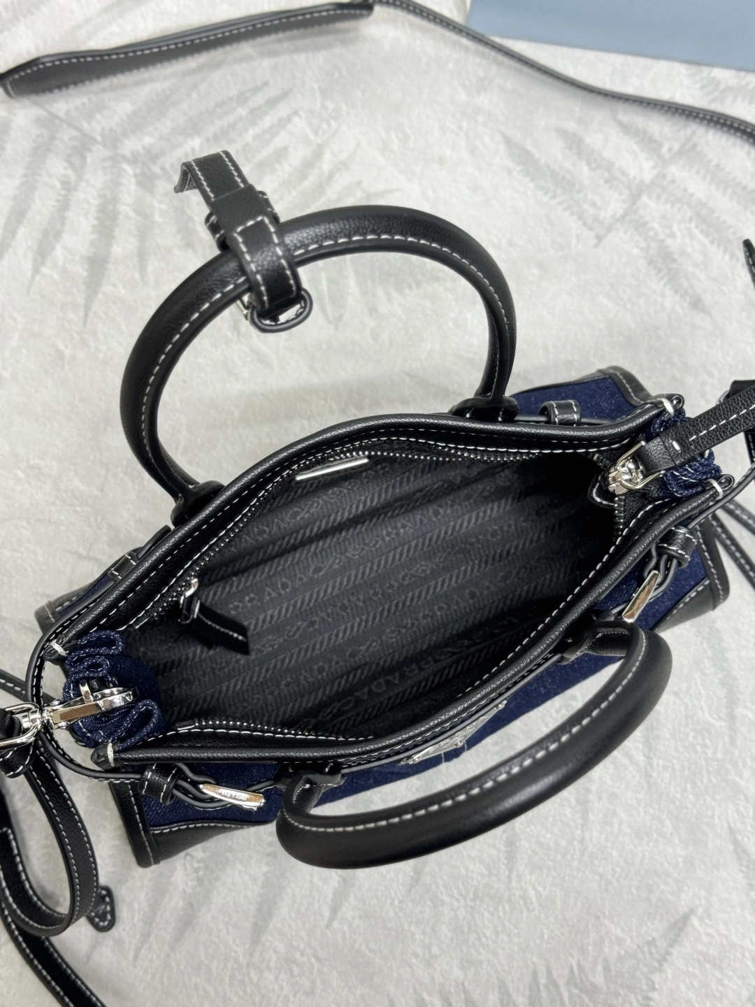 MOMO-- Pr141 1BA486_2GCF_F0Q10_V_OOO high quality version cowhide Bonnie item:E-B000K0635