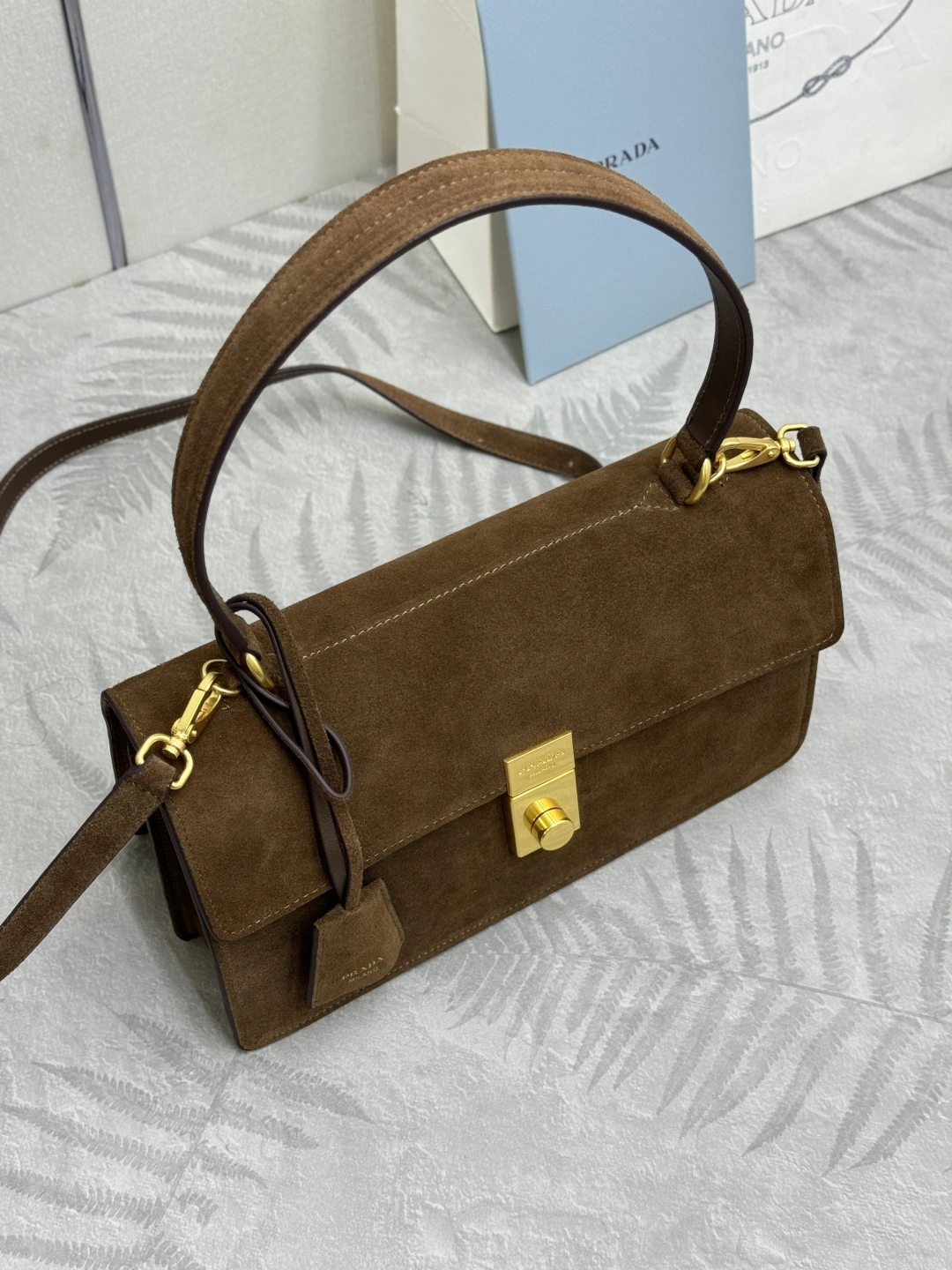 MOMO--Pr141 1BN023_2C4S_F0324 high quality version Soft Sound sheepskin item:E-B000K0726