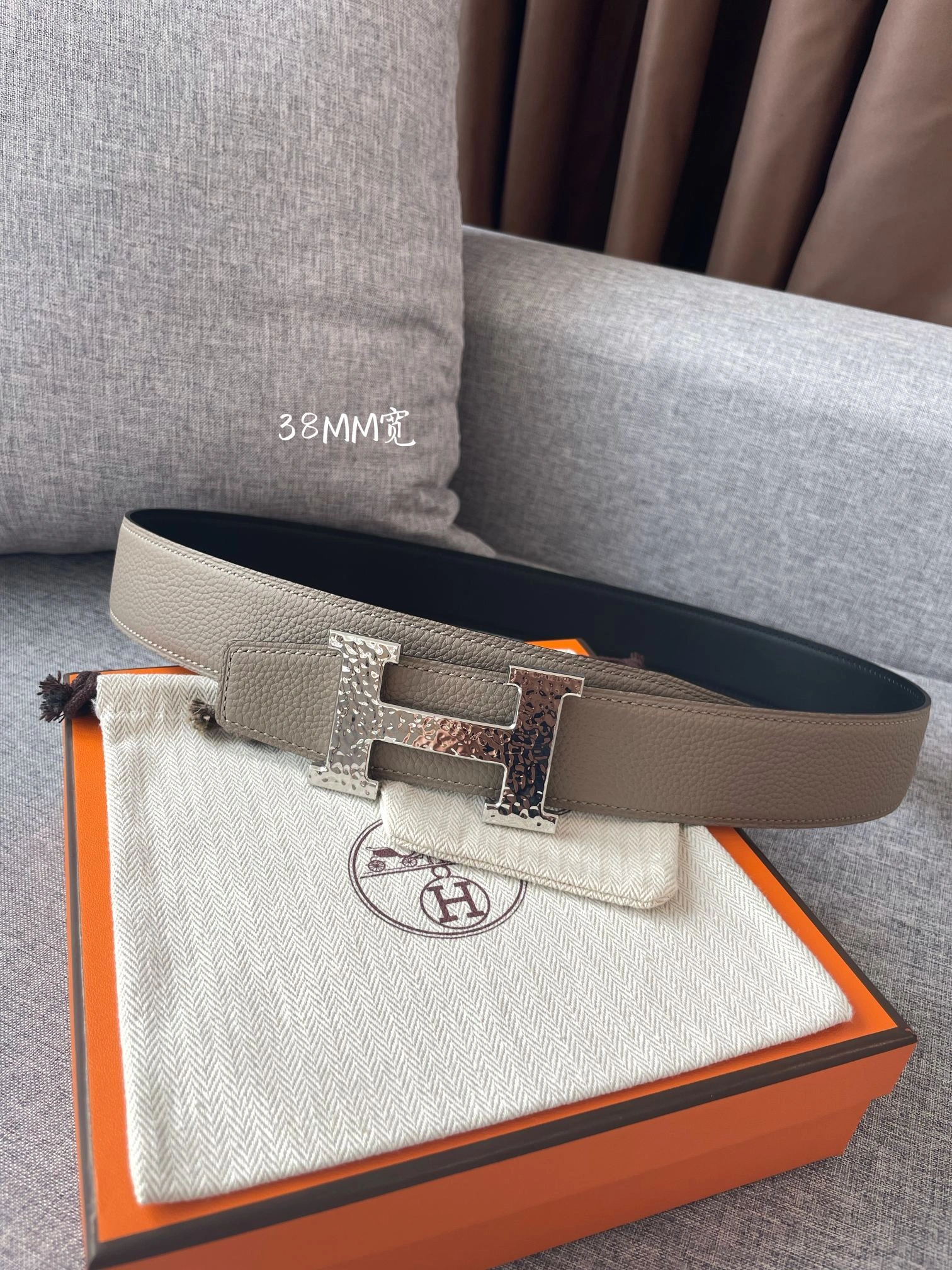 Barbara-- H5r75s H064549CK05-H073967CAAC105 38MM reversible 2Colour item:D-S179F0332-2