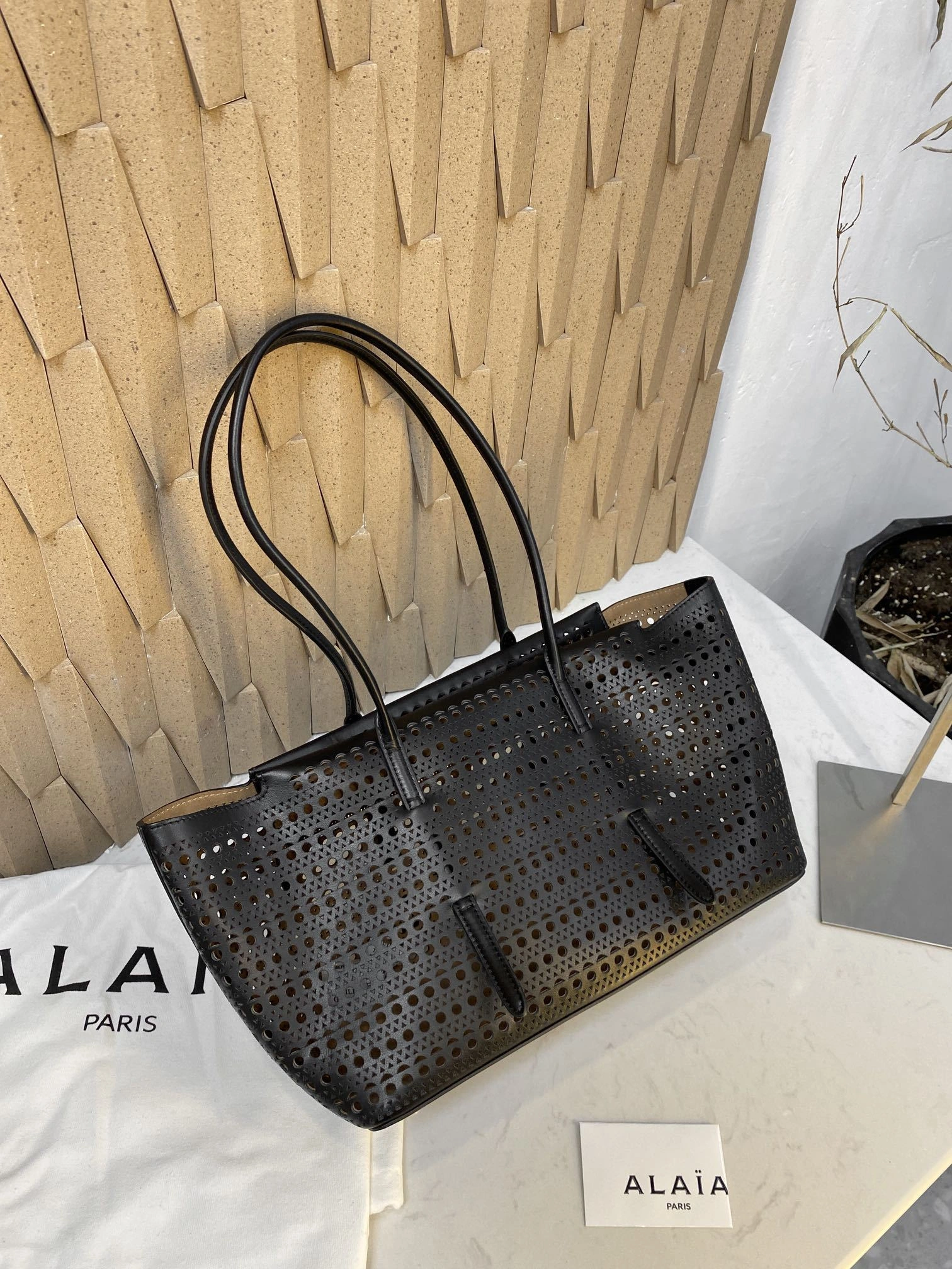 MOMO--Other brands AA1S03132CA303999 high quality version LE MINA 32 Calfskin item:E-B000A1338