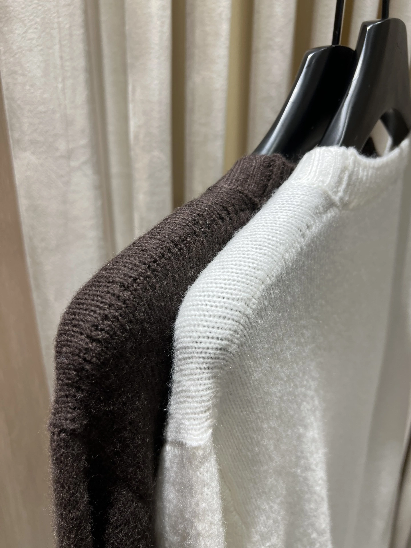 Victoria-- R18ph cashmere Extrafine Merino Wool embroidery 2colour item:E-F140L1011-2H