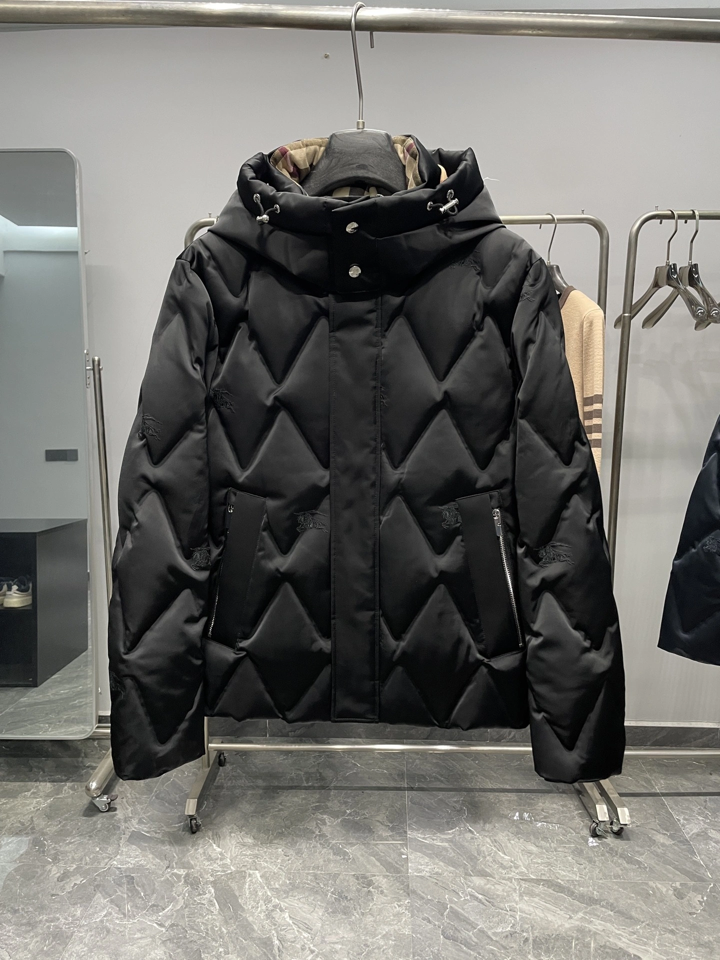 Bald Eagle-- 2ur25rry high quality version Down jacket 90 white duck down 2Colour item:E-F360K1808-2