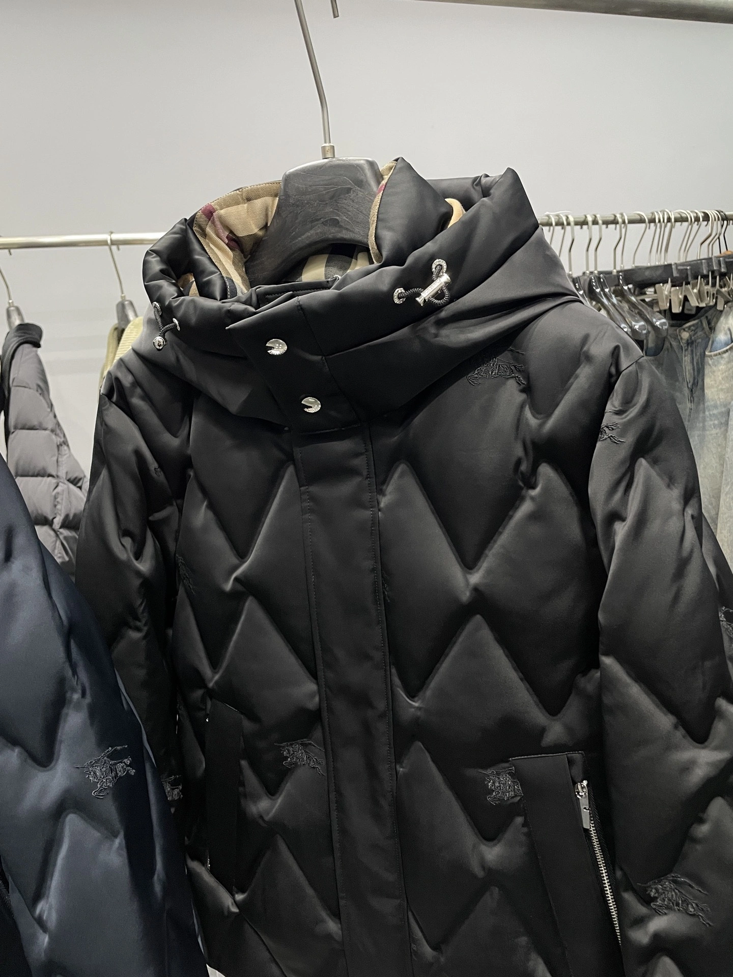 Bald Eagle-- 2ur25rry high quality version Down jacket 90 white duck down 2Colour item:E-F360K1808-2