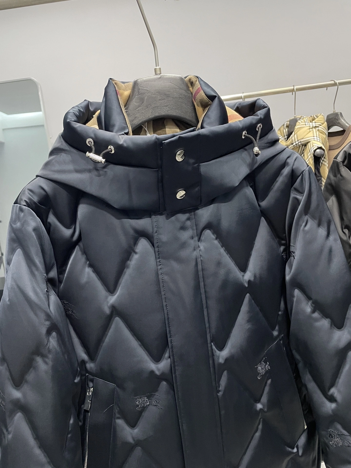 Bald Eagle-- 2ur25rry high quality version Down jacket 90 white duck down 2Colour item:E-F360K1808-2