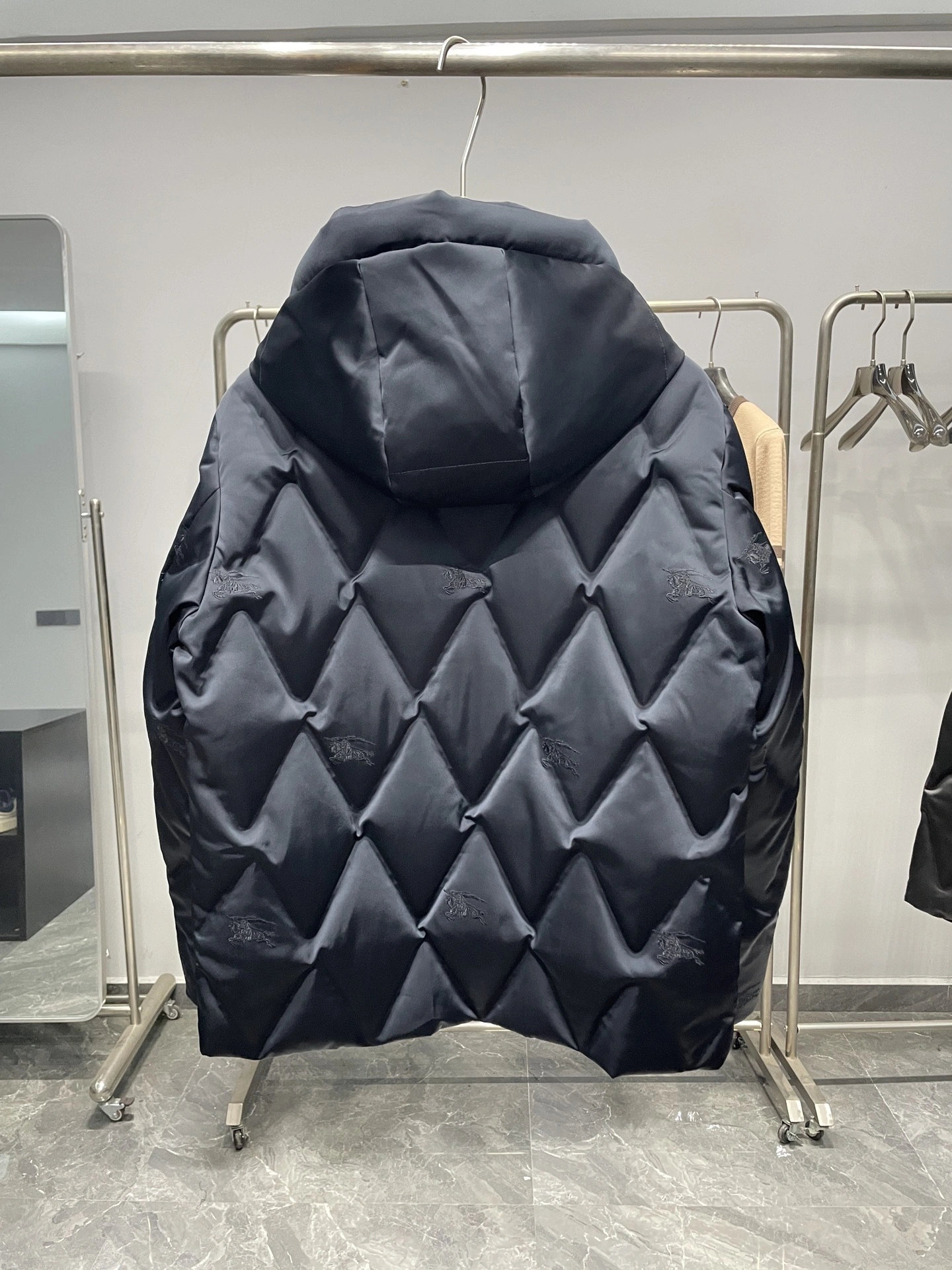 Bald Eagle-- 2ur25rry high quality version Down jacket 90 white duck down 2Colour item:E-F360K1808-2