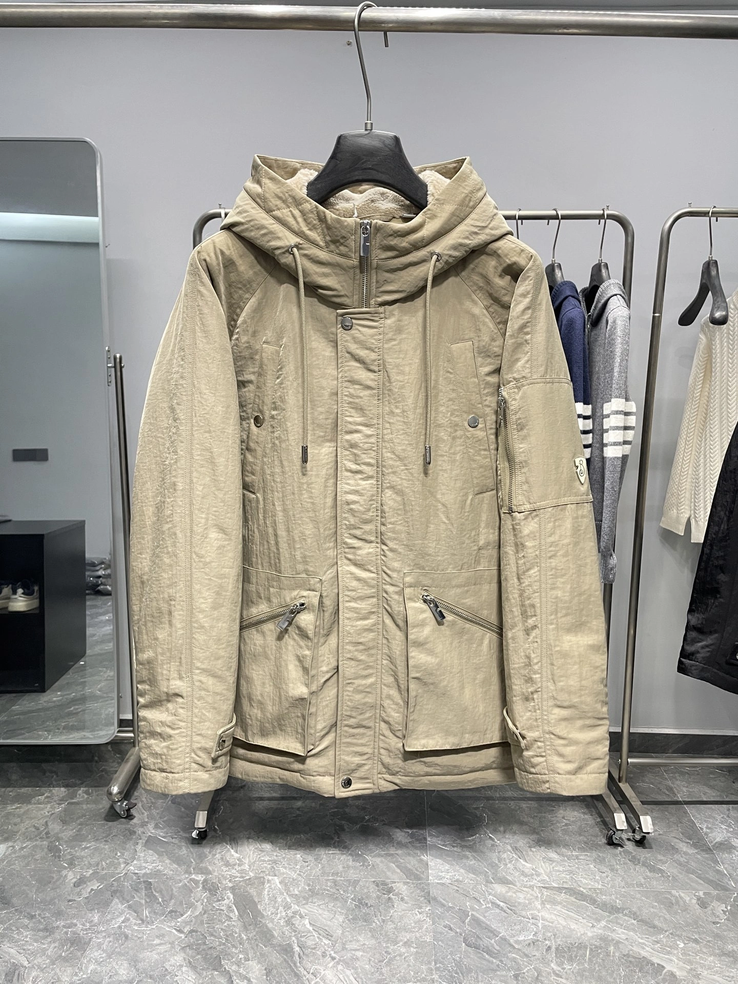 Bald Eagle-- 2ur25rry high quality version Down jacket 90 white duck down 2Colour item:E-F360K1809-2