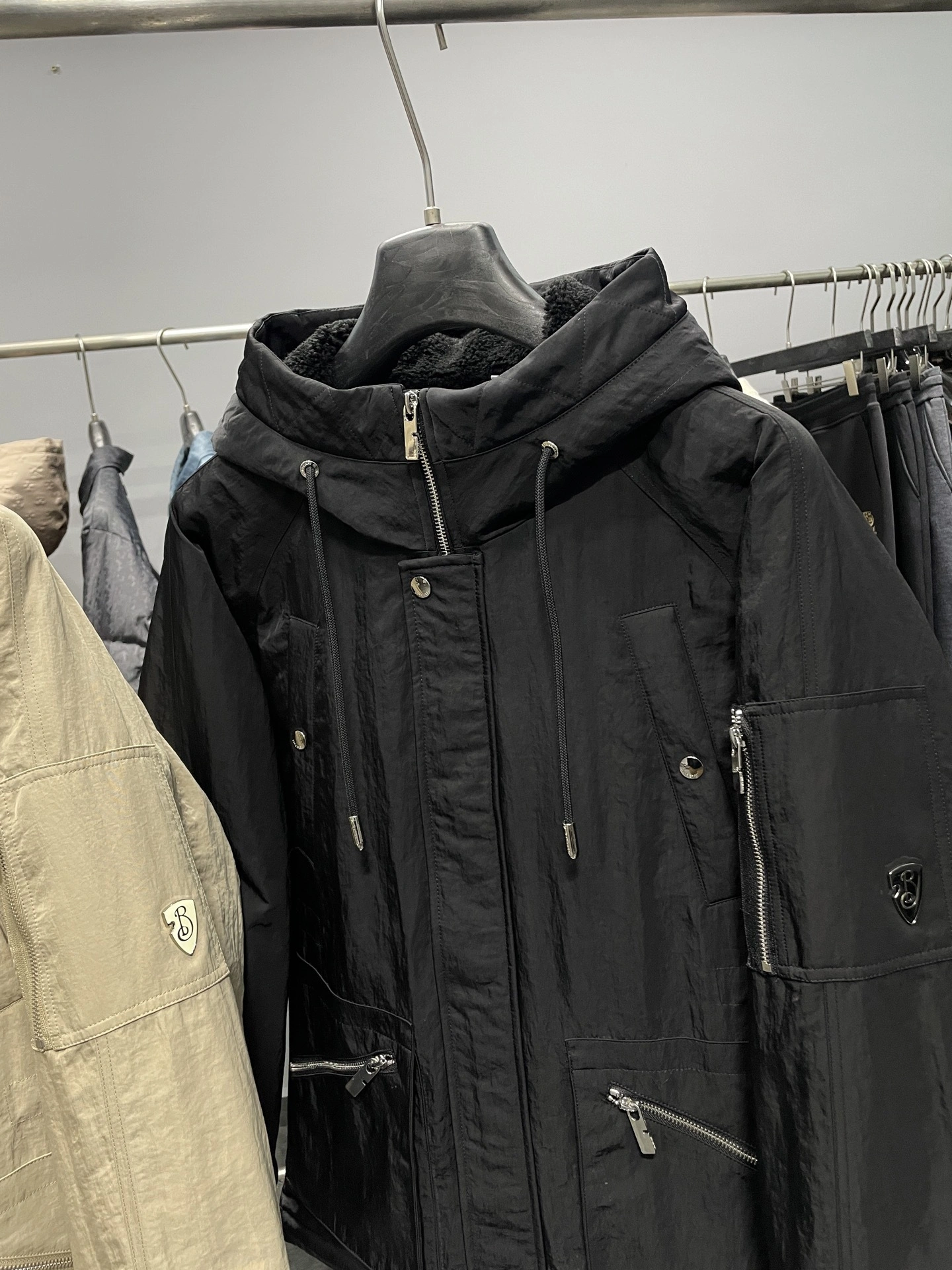Bald Eagle-- 2ur25rry high quality version Down jacket 90 white duck down 2Colour item:E-F360K1809-2