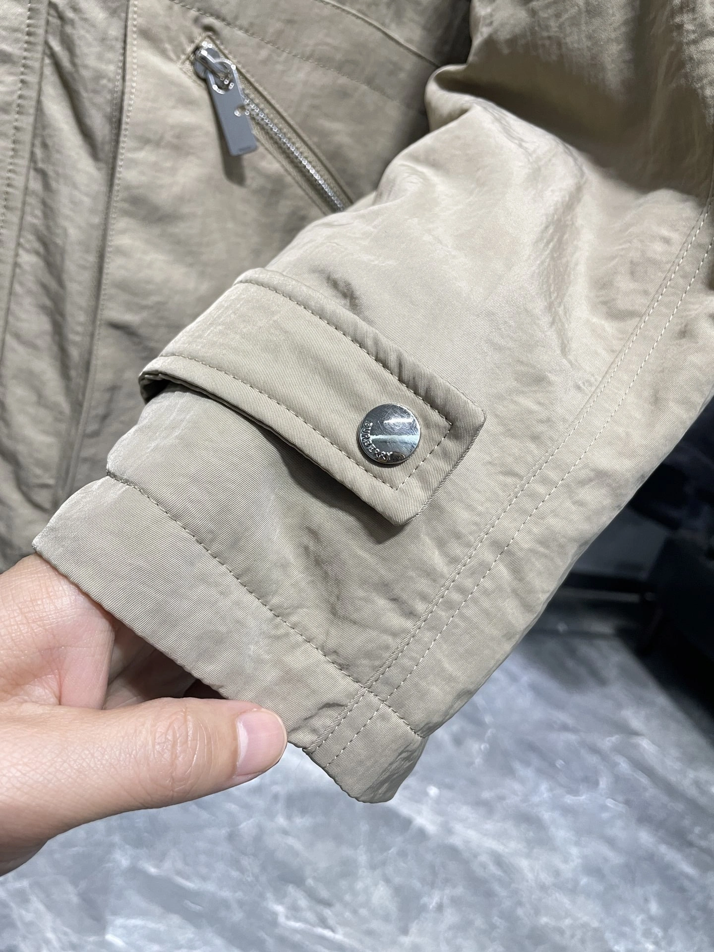 Bald Eagle-- 2ur25rry high quality version Down jacket 90 white duck down 2Colour item:E-F360K1809-2