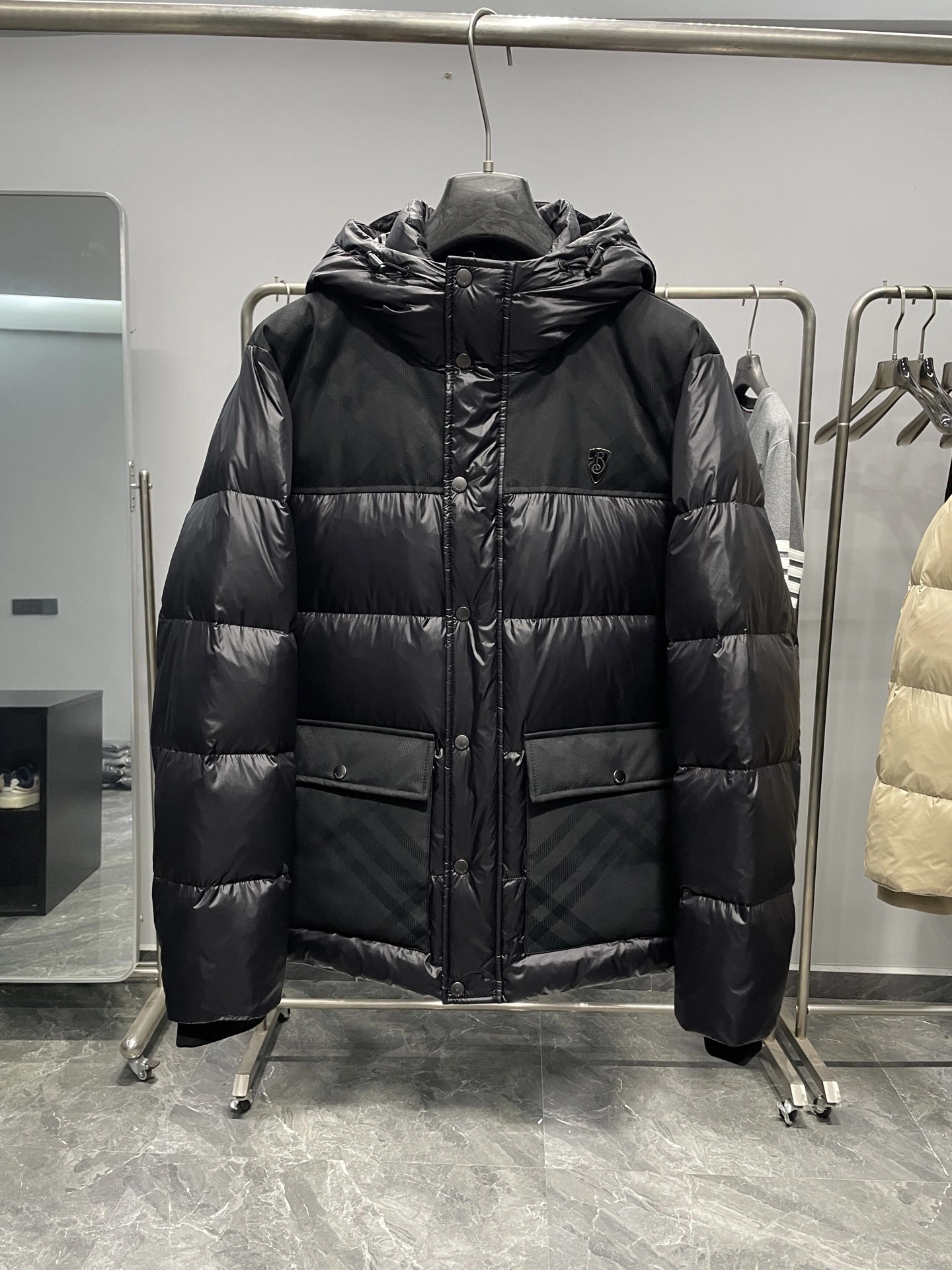 Bald Eagle-- 2ur25rry high quality version Down jacket nylon 90 duck down 2Colour item:E-F360K1810-2