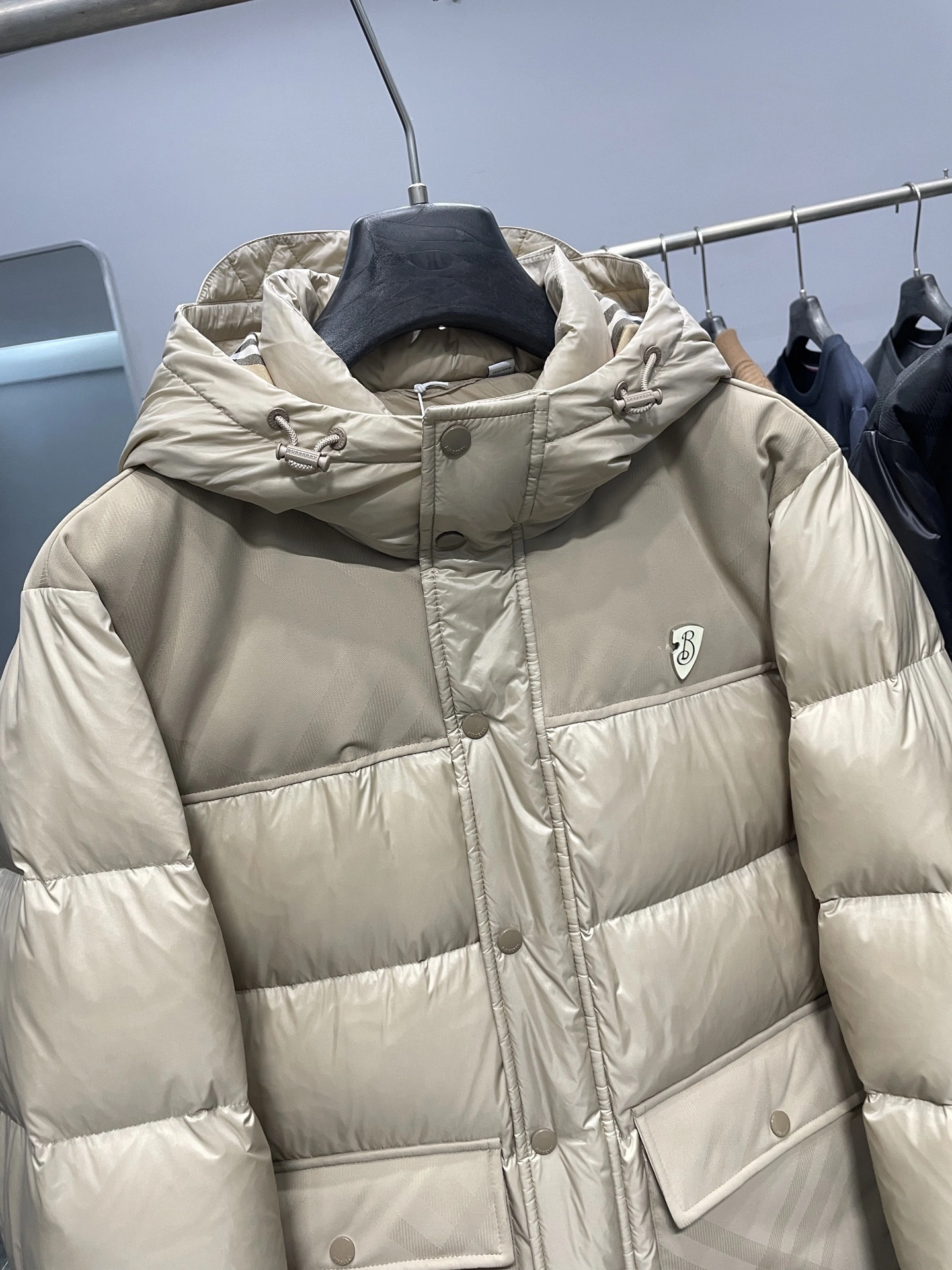 Bald Eagle-- 2ur25rry high quality version Down jacket nylon 90 duck down 2Colour item:E-F360K1810-2