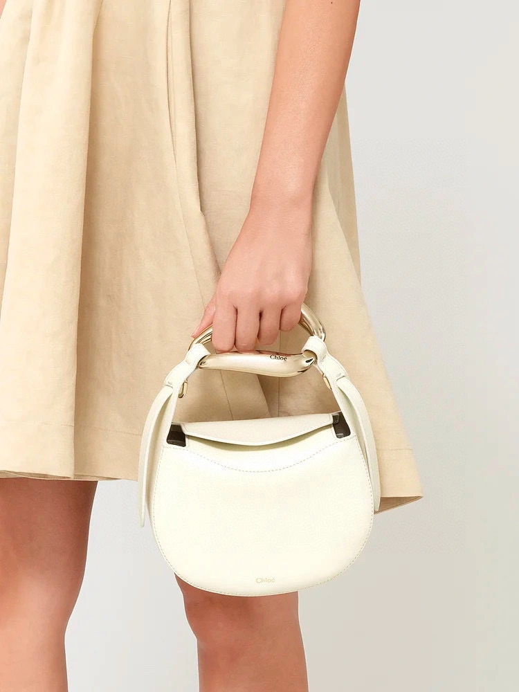 s1350 Kiss item:B-B083B1124