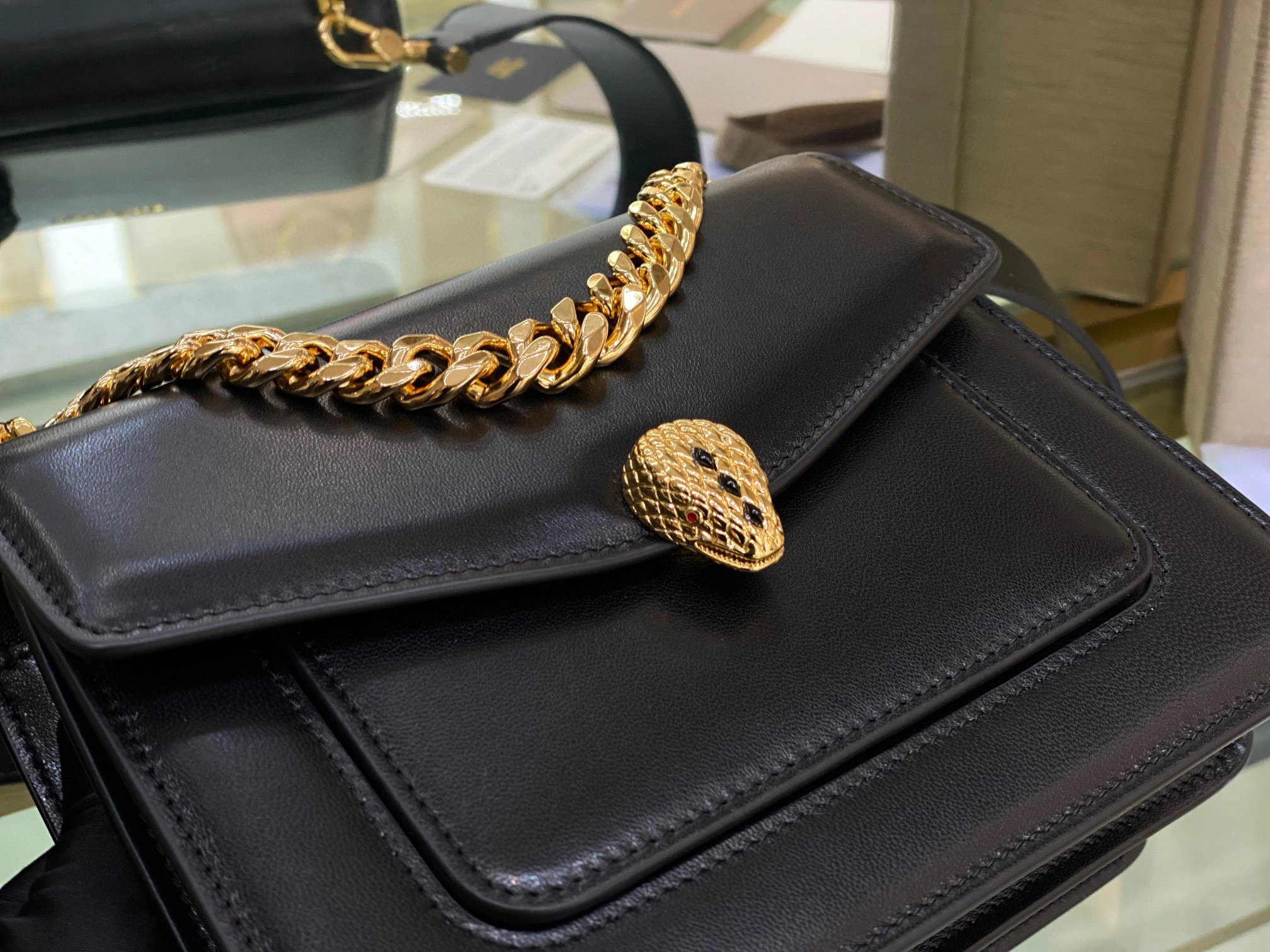 serpentforever 290875 item:B-B063B0612