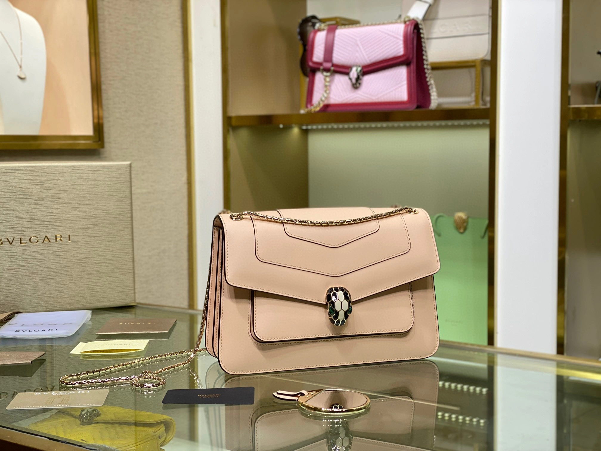 serpentiforever 29032 item:B-B063B0621