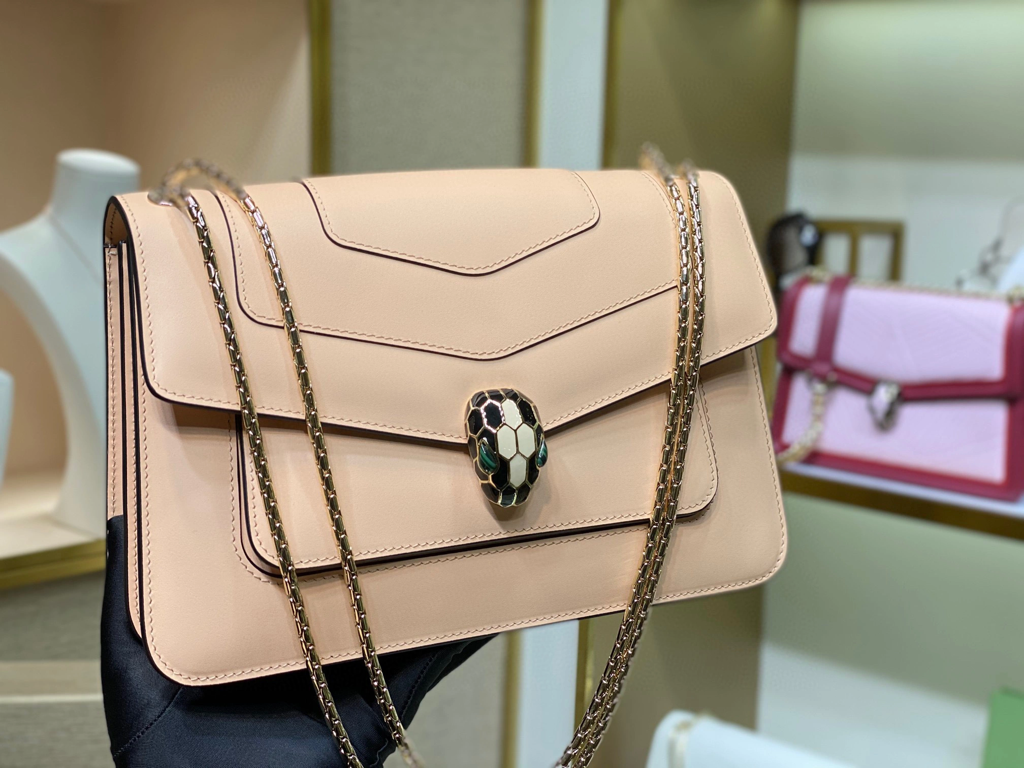 serpentiforever 29032 item:B-B063B0621