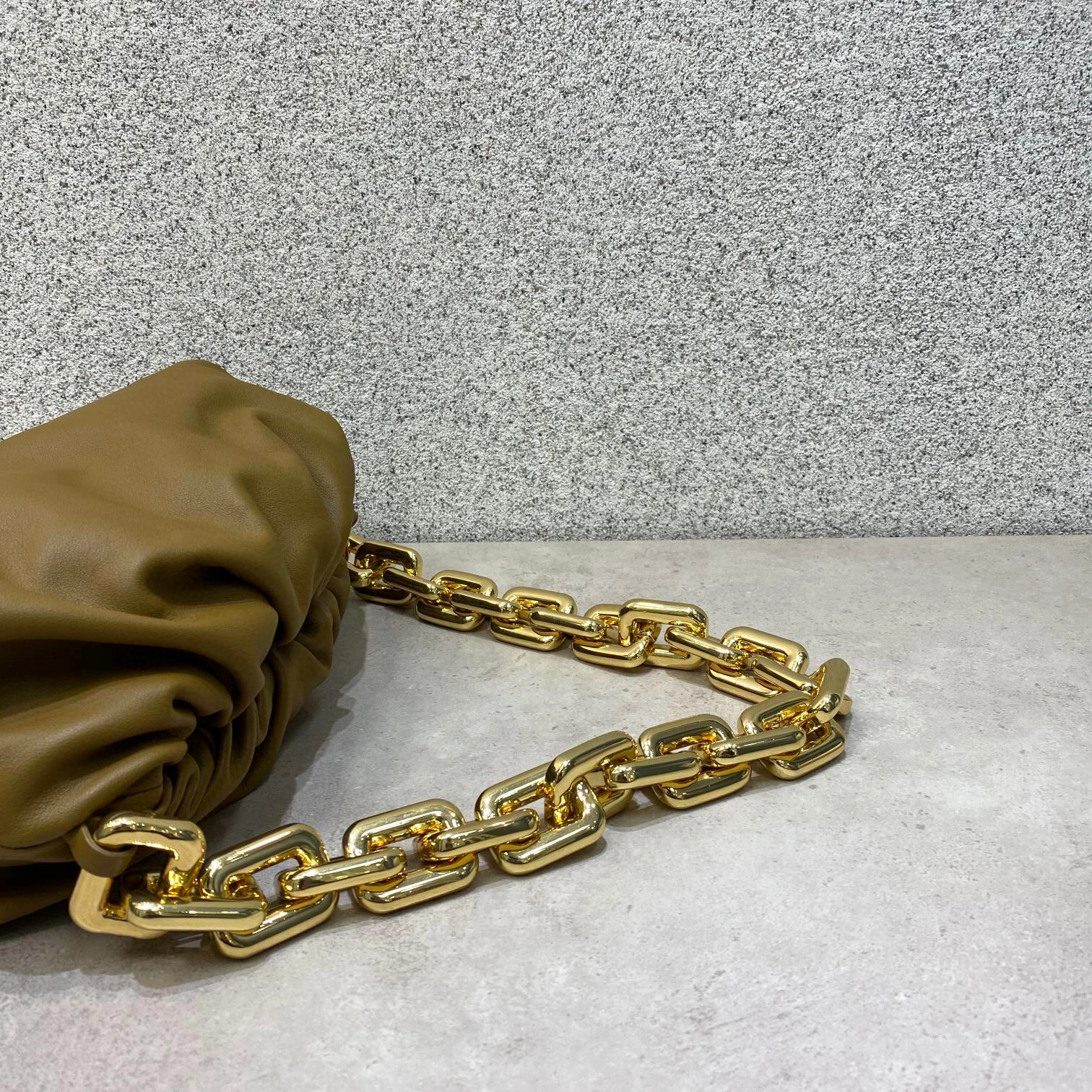 shoulder bag 620230VCP407729，counters quality item: 086I202B1200I1466