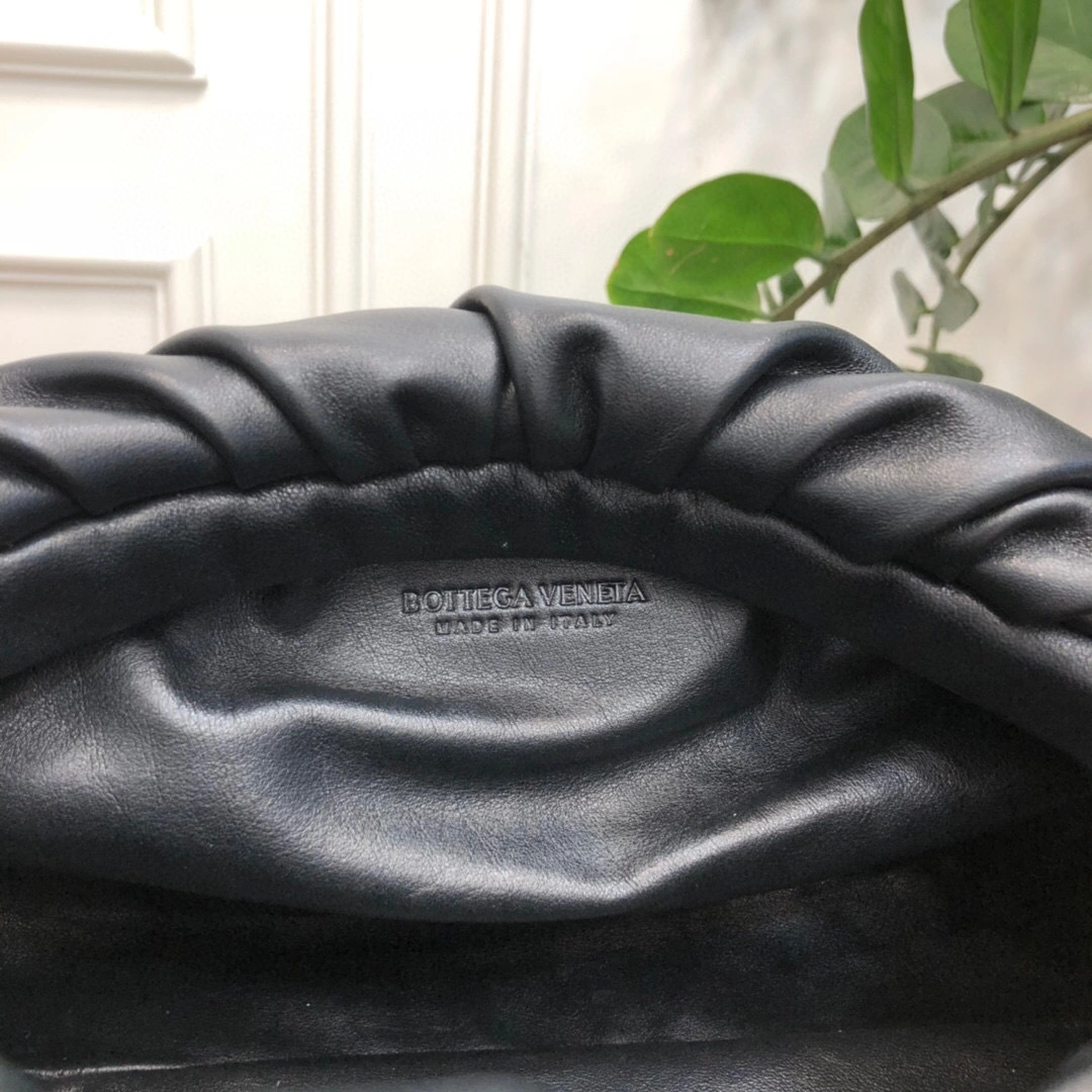 shoulder bag 620230VCP408425，counters quality item: 086I134B1180I1448