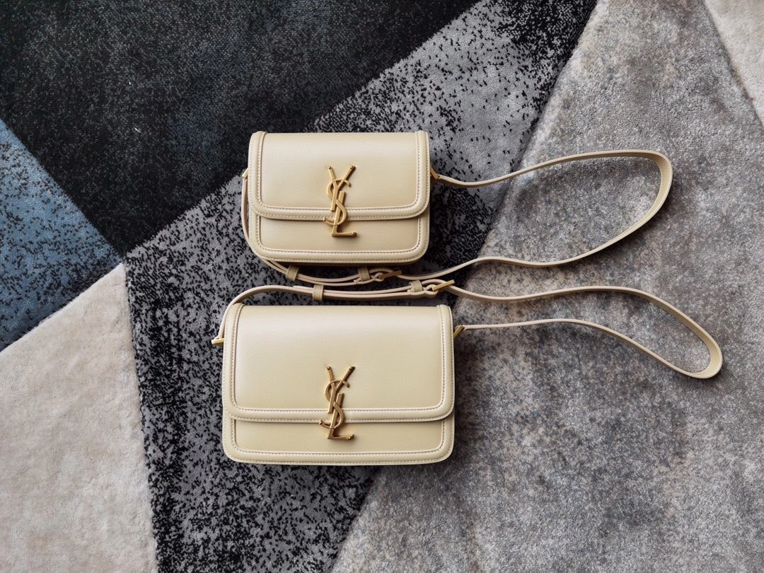 &shoulder bag buttermilk skin 634306,counters quality item: 086J063BO880J0794