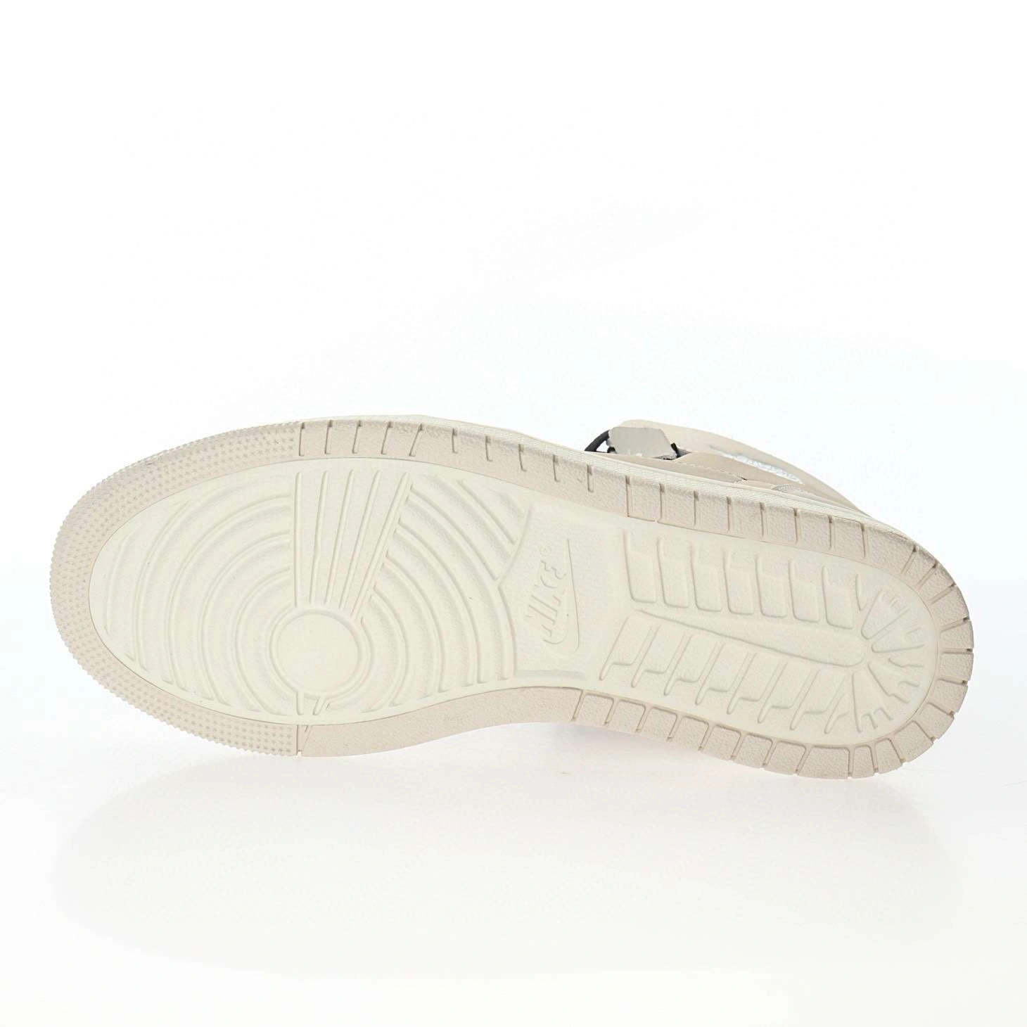 &*sneaker 3a- CT0979-100 item :W167X30G1237