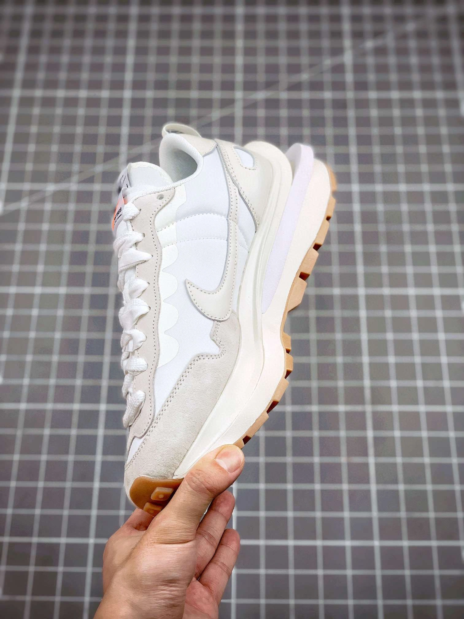 &sneaker 3a- DD1875-100 item :W00X40G1625