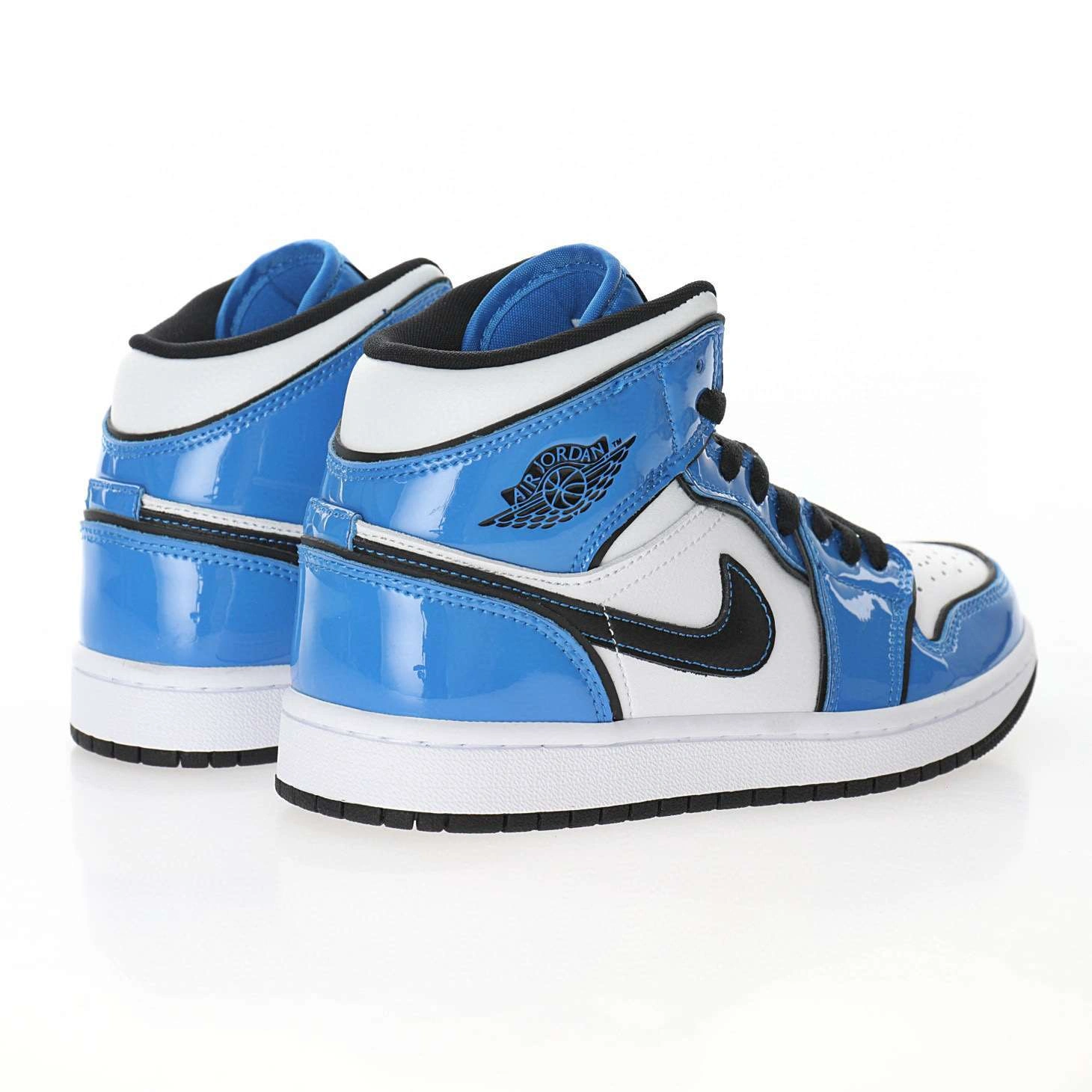 &*sneaker 3a- DD6834-402 item :W167X26G1236