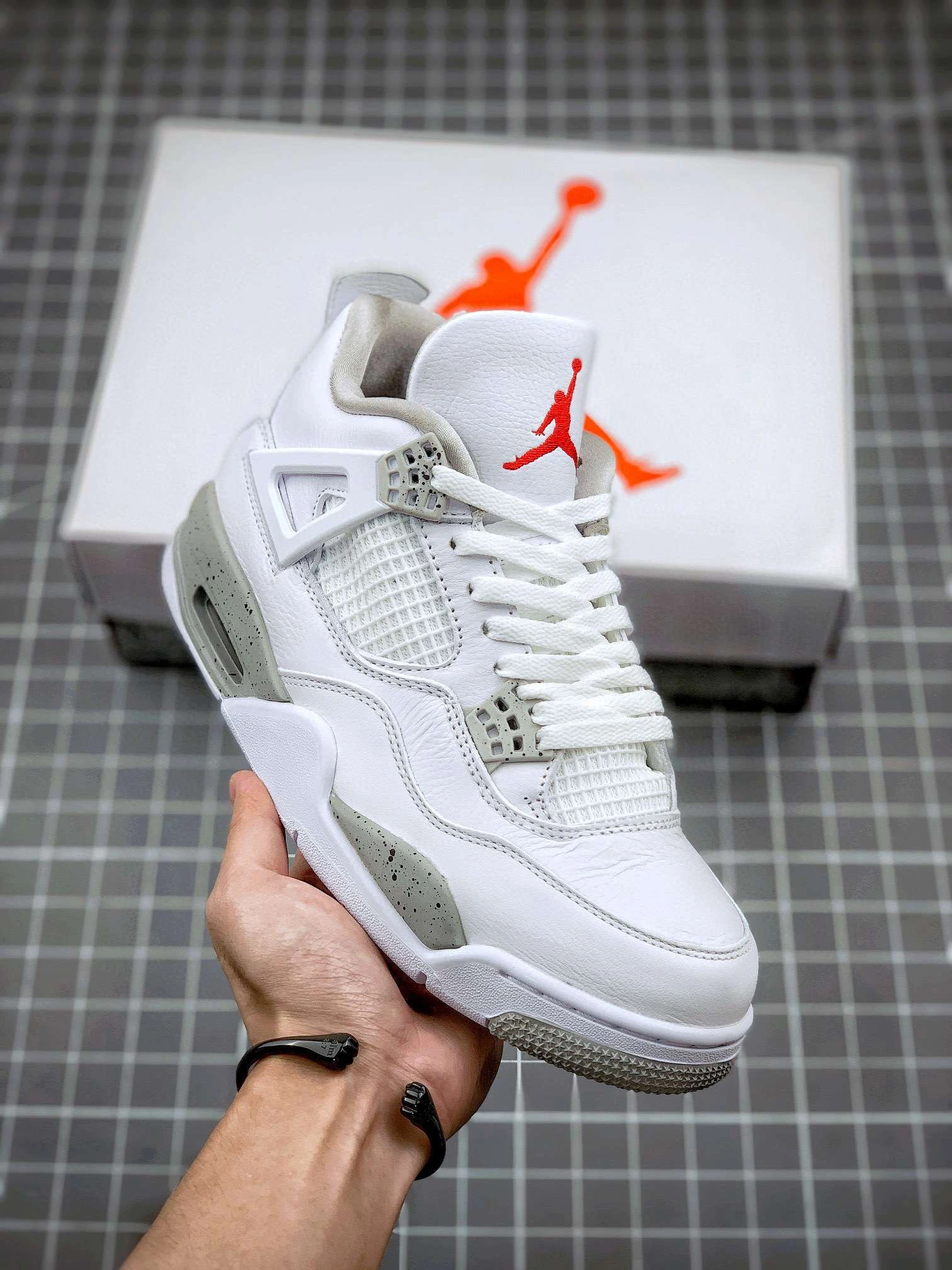 &sneaker 3a- DJ4699-100 item :W00X36G1617