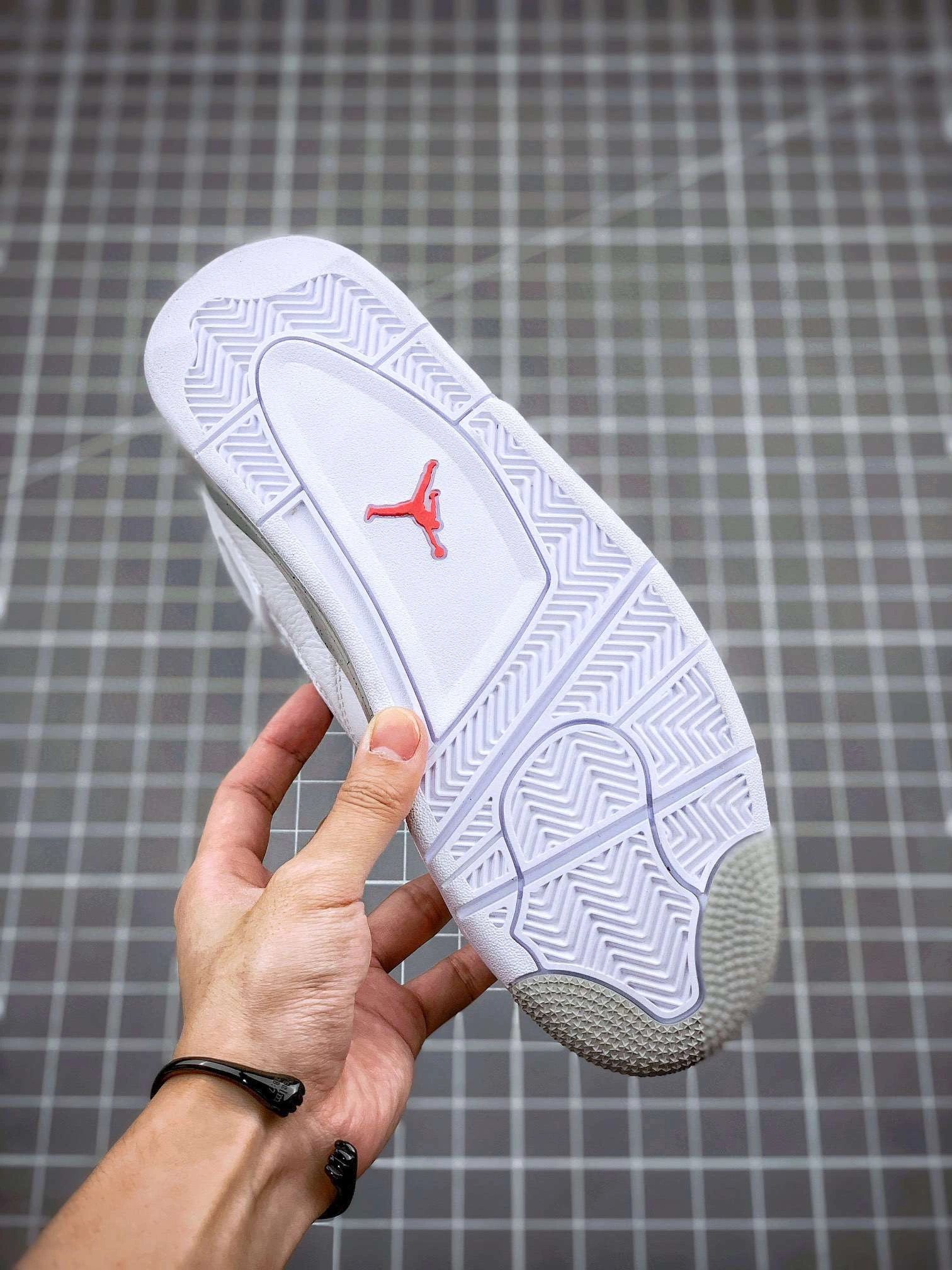 &sneaker 3a- DJ4699-100 item :W00X36G1617