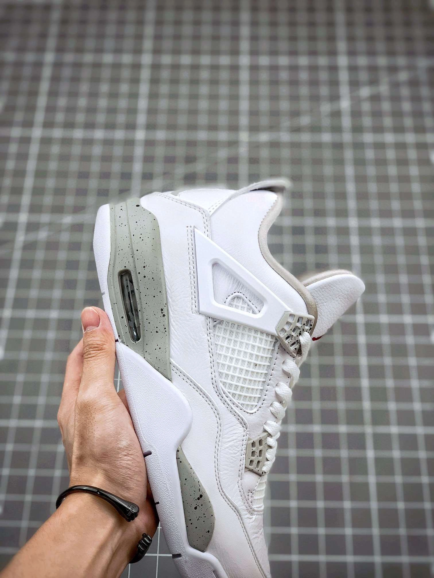 &sneaker 3a- DJ4699-100 item :W00X36G1617