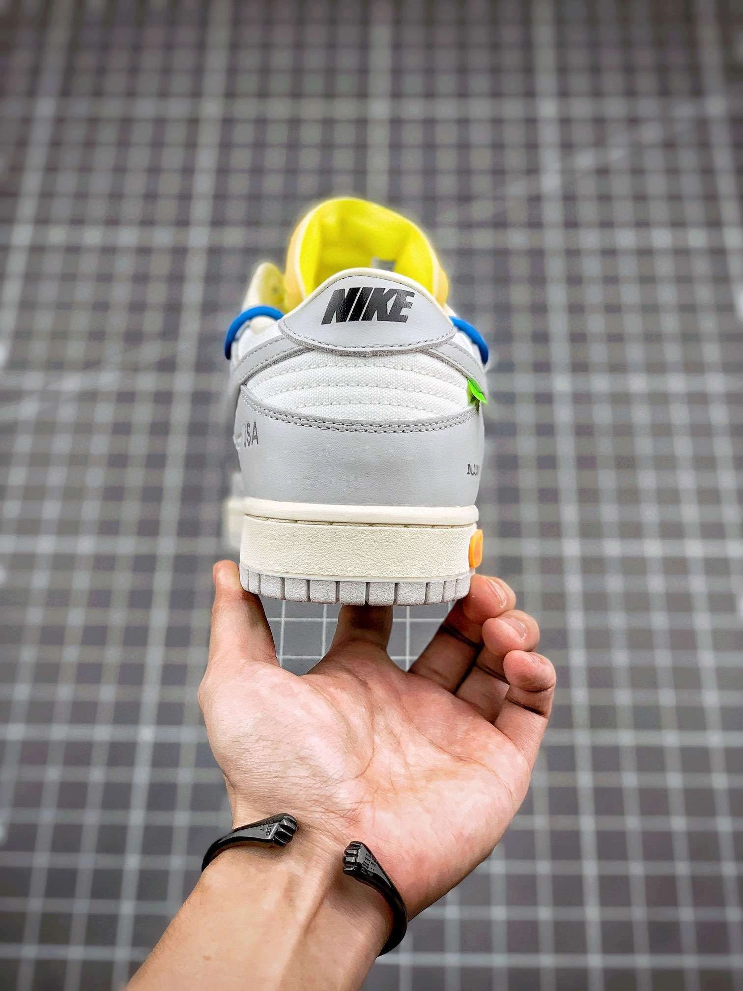 &sneaker 3a- DM1602-112 item :W00X40G1656
