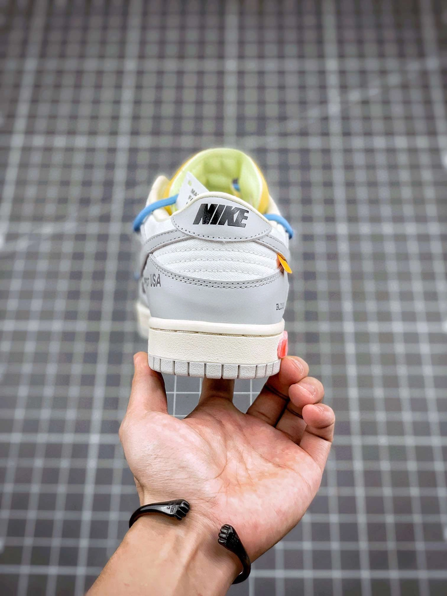 &sneaker 3a- DM1602-113 item :W00X40G1653