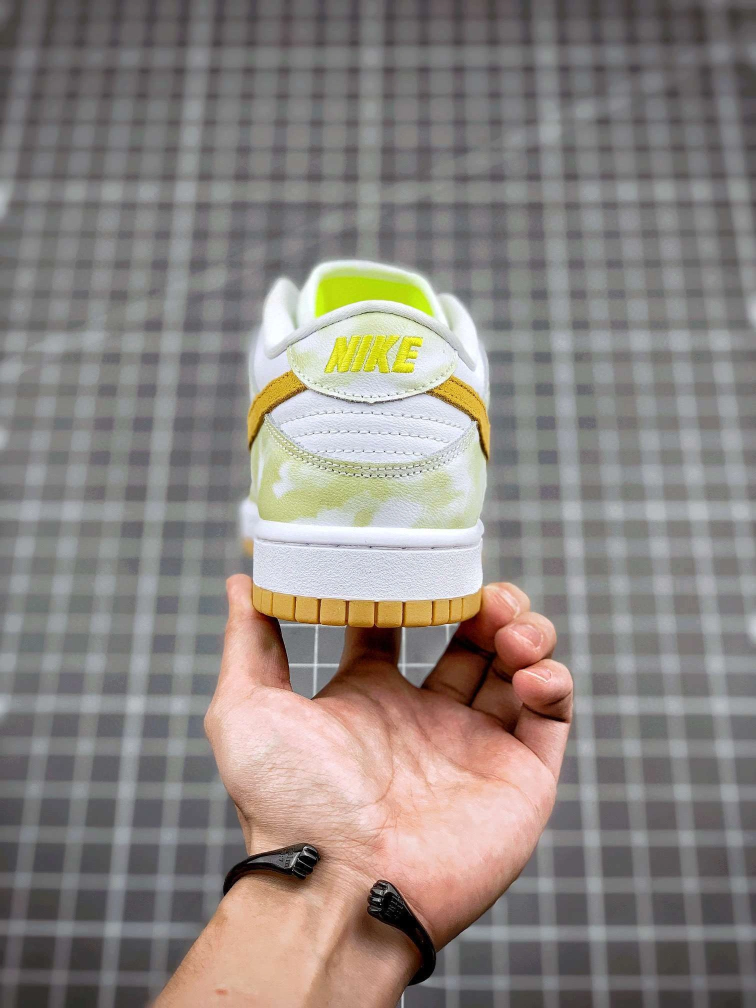 &sneaker 3a- DM9467-700 item :W00X26G1618