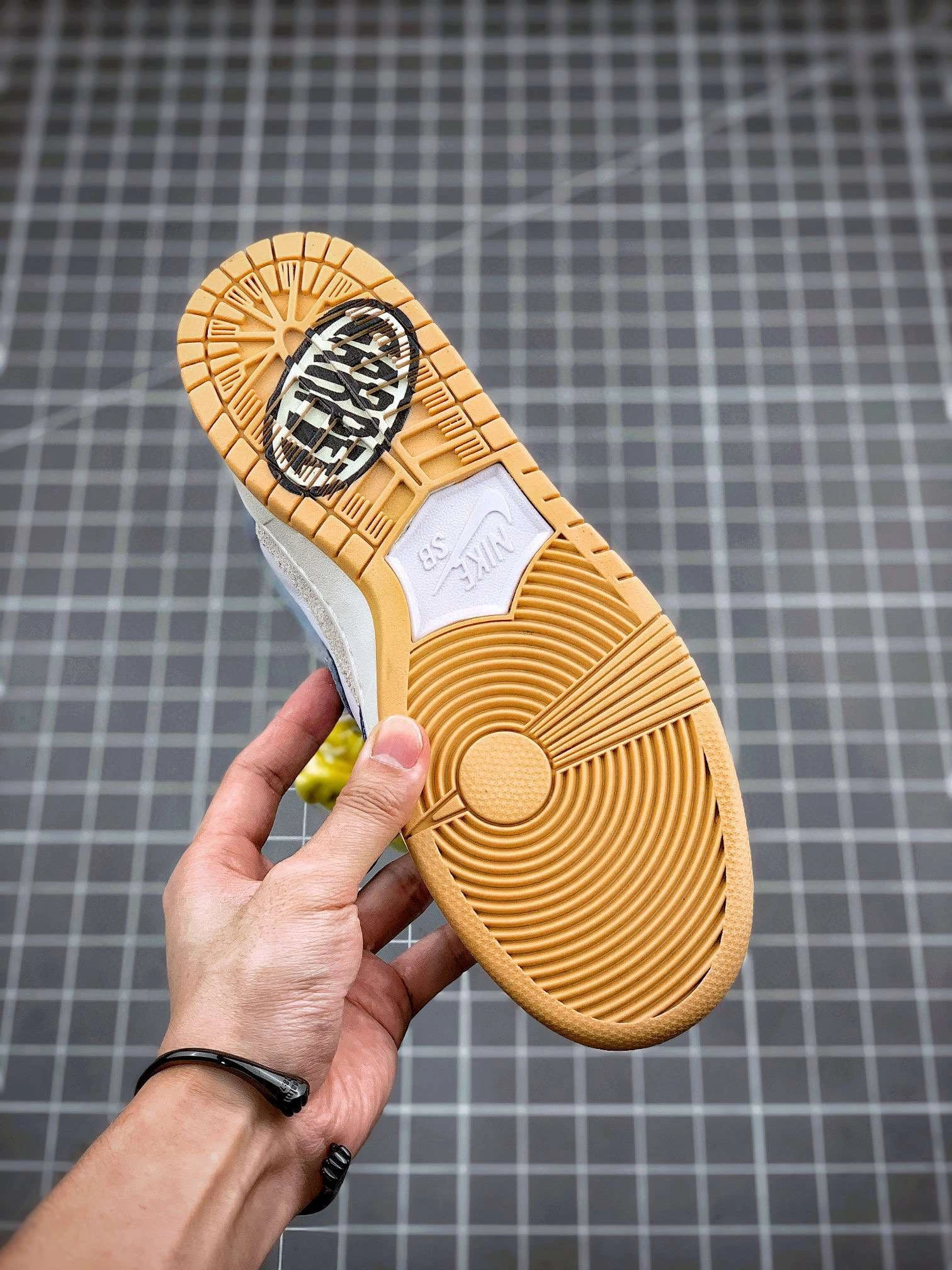 &sneaker 3a-CV1677-100 item :W00X40G1650