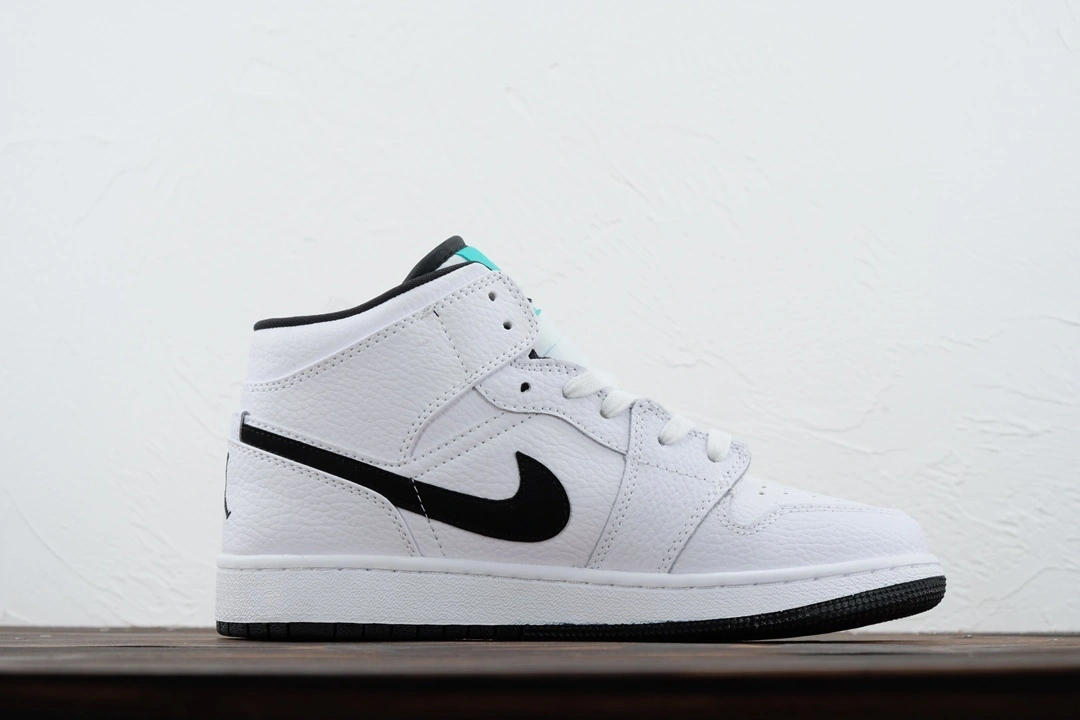 sneaker3A-- 554725-122 item:C-X000C0806