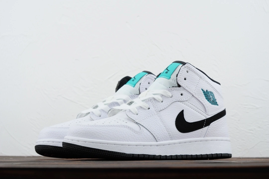sneaker3A-- 554725-122 item:C-X000C0806