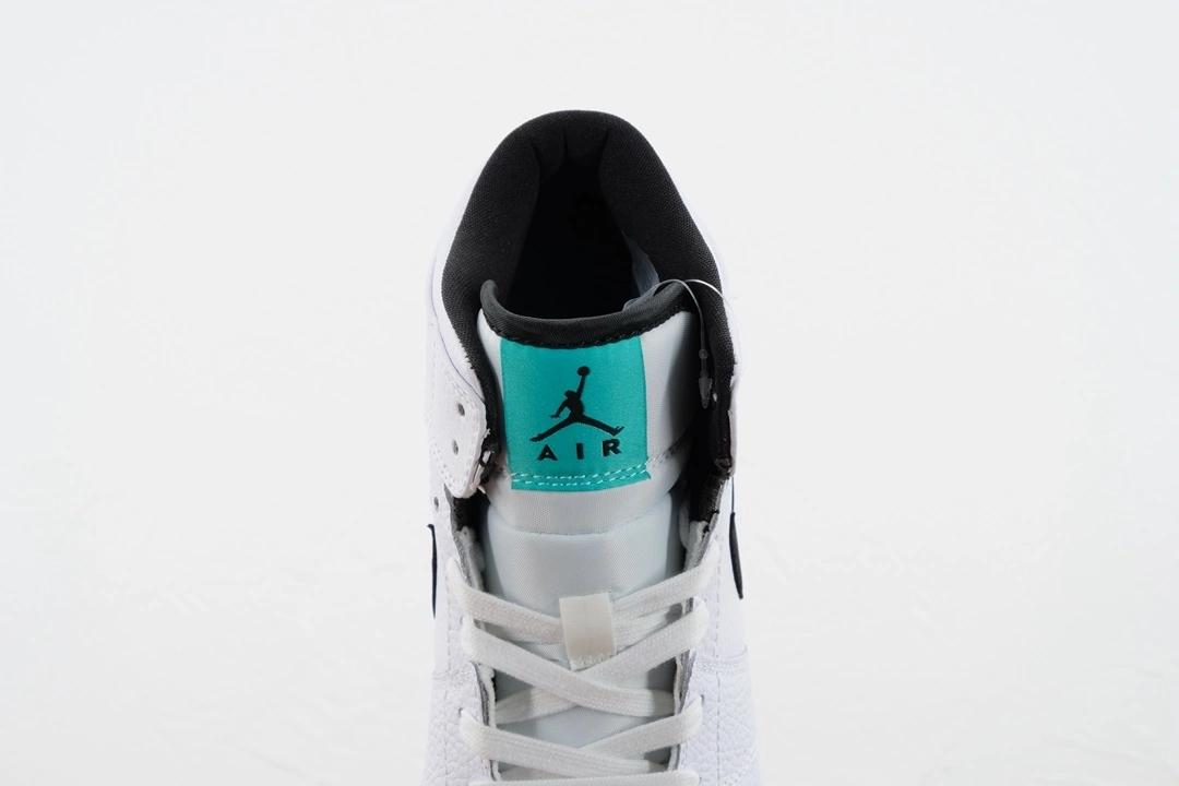 sneaker3A-- 554725-122 item:C-X000C0806
