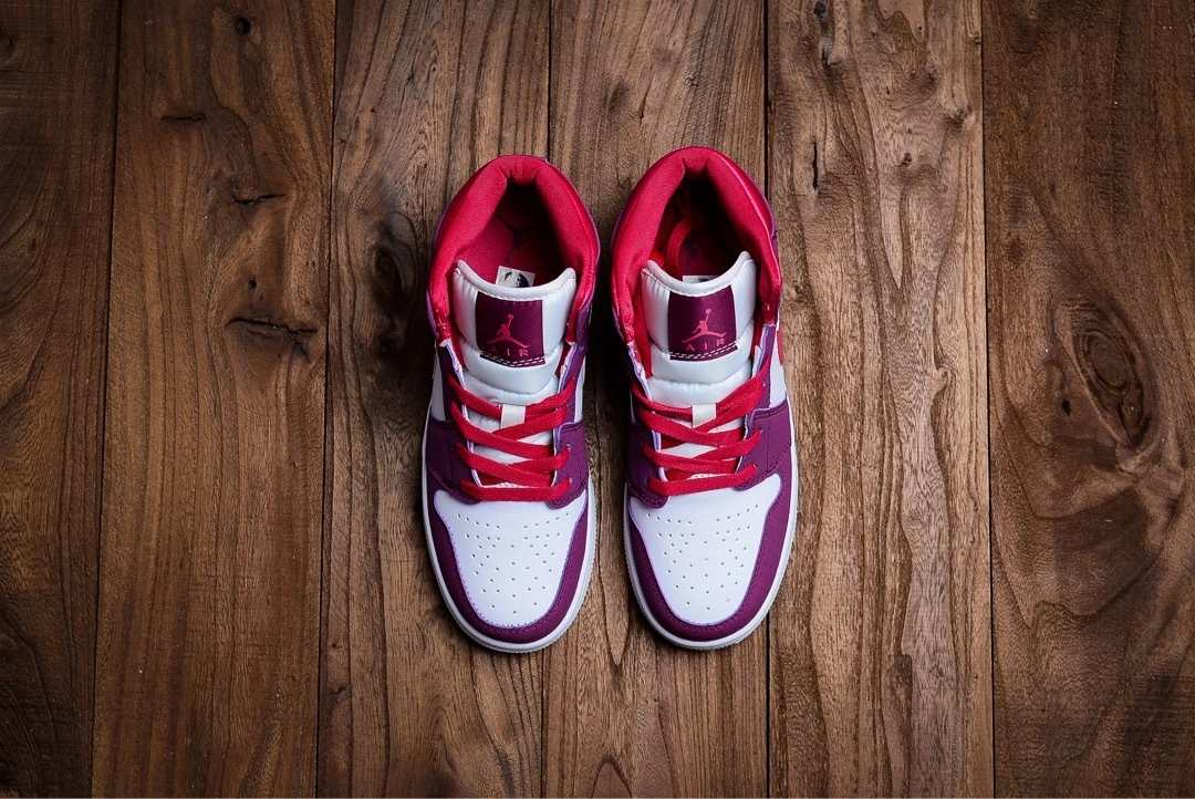 sneaker3A-- 555112-661 item:C-X080C0915