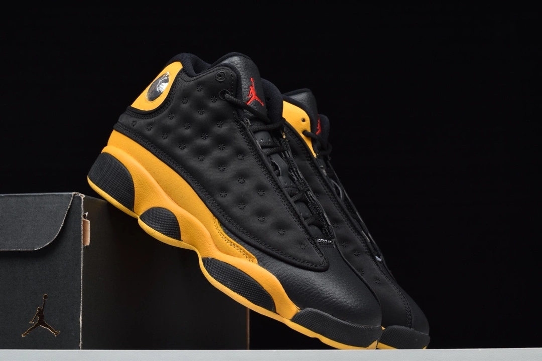 sneaker3A-- 884129 -035 item:C-X080C0934
