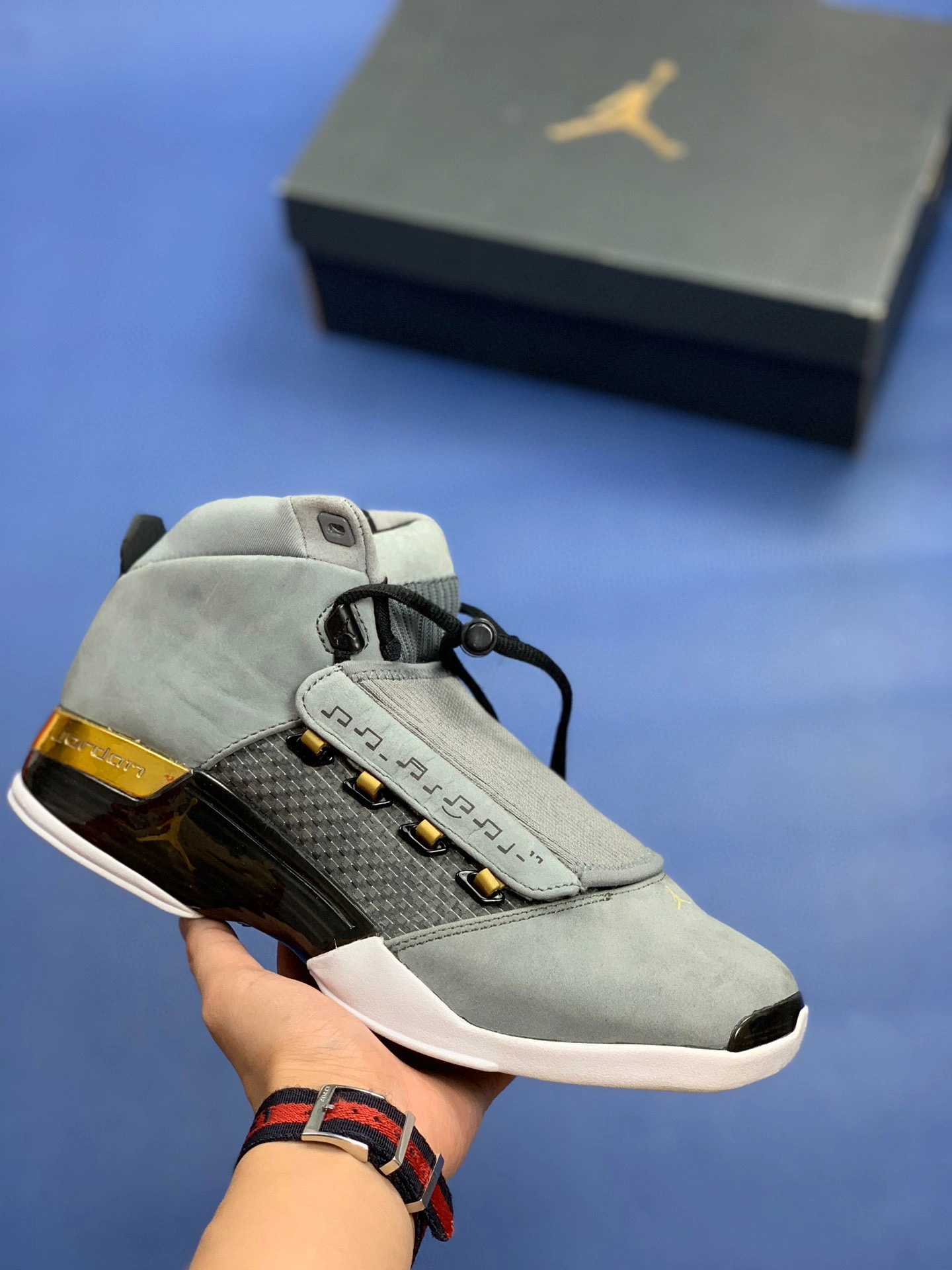 sneaker3A- AH7963-023 item：B-X067L0706C