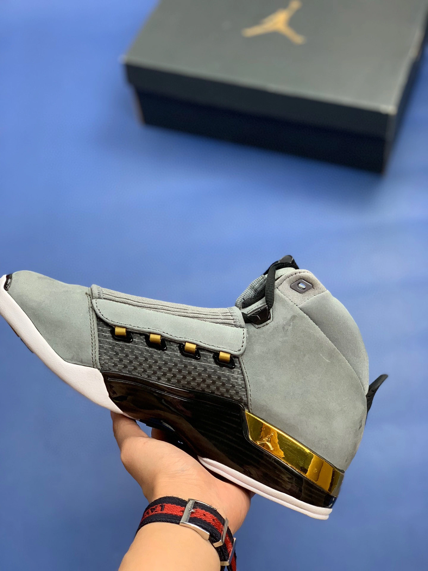 sneaker3A- AH7963-023 item：B-X067L0706C