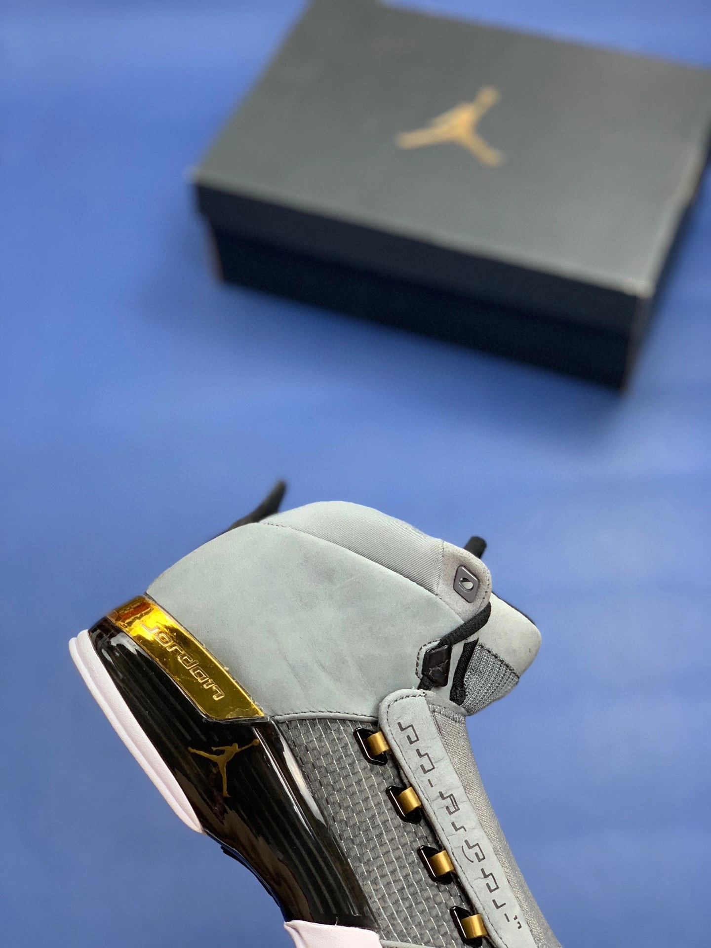 sneaker3A- AH7963-023 item：B-X067L0706C