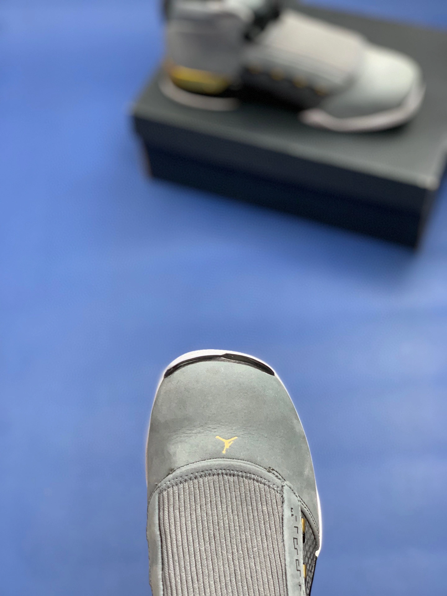 sneaker3A- AH7963-023 item：B-X067L0706C